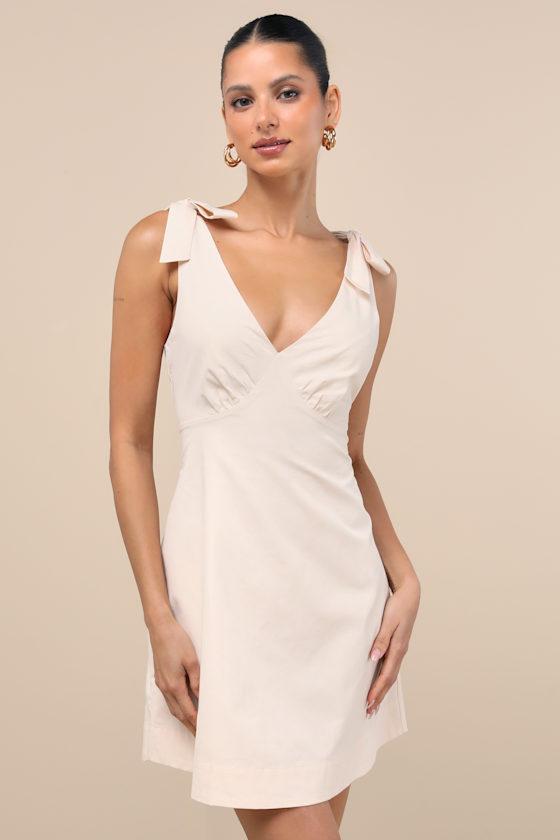 slim fit dress slacks Betsy and Adam Carly Floral Chiffon Halter Neck Dress A26926 main image 0