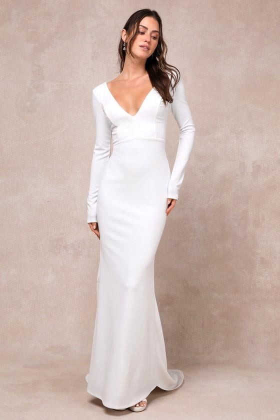 Lulus Extravagant Love Backless Long Sleeve Ruched Maxi Dress in Natural |  Lyst