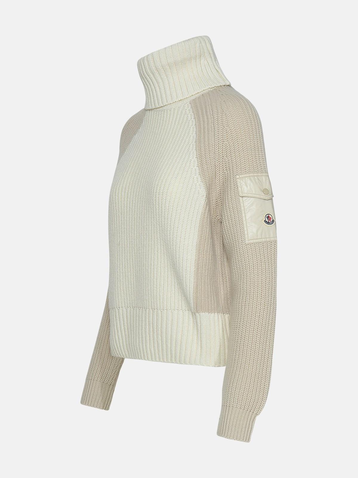 Moncler Synthetic Dolcevita Logo in White | Lyst