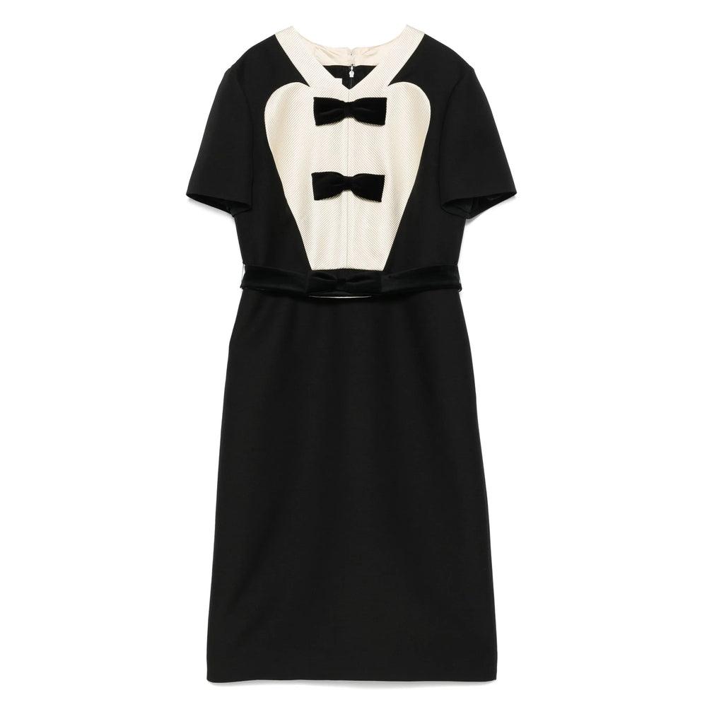 ワンピースその他 Valentino Black mini dress with rose applique Valentino Black mini dress with rose appliqué | TheDoubleF