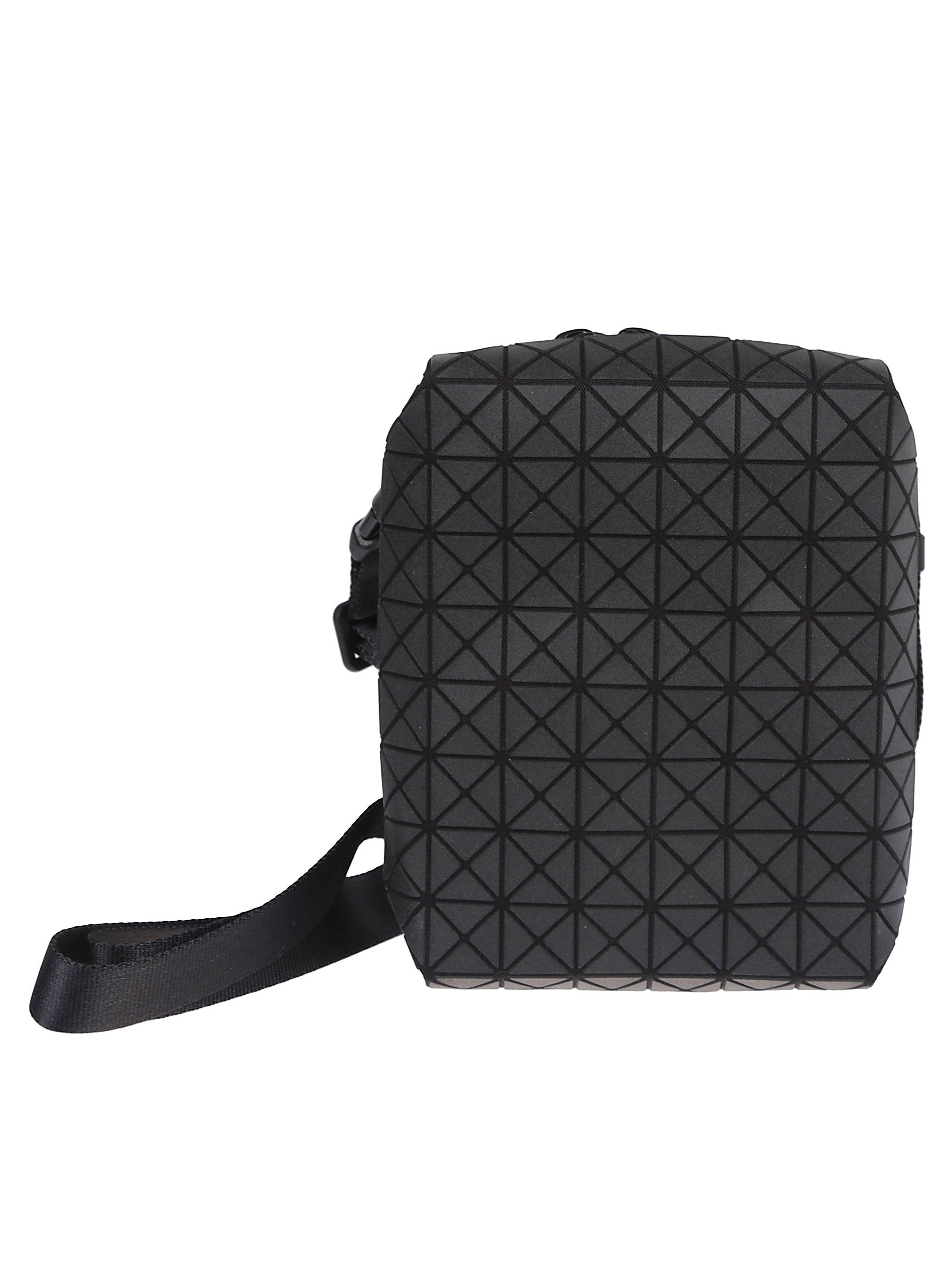 【希少】　ISSEY MIYAKE MEN メッセンジャーバッグ Issey Miyake Messenger bags for Men | Online Sale up to 50