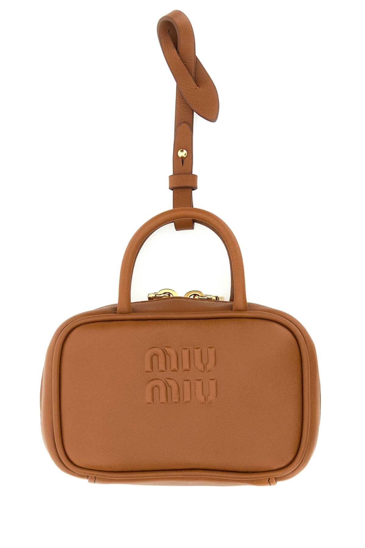 キーホルダー・キーリング Miu Miu Black Leather Beau Keyring Necessaire Miu Miu Black Leather Beau Keyring Necessaire | ModeSens