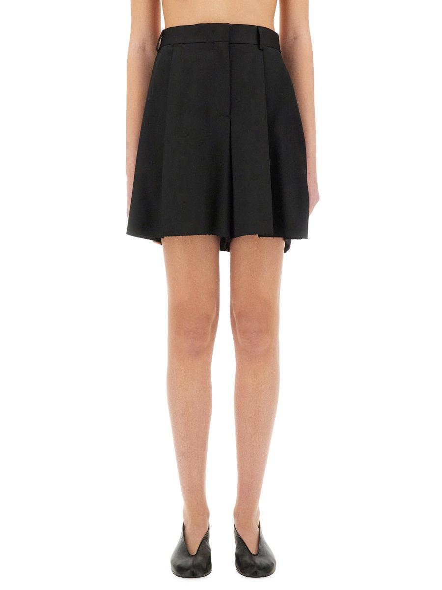ショートパンツ Moschino Black Wool Shorts With Pleated Design Moschino Wool Shorts With Pleated Design in Black | Lyst