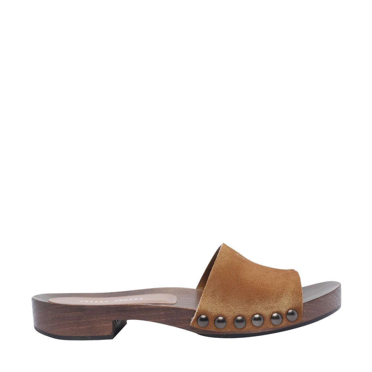 【関税&送料込】Miu Miu Brown Suede Clogs Miu Miu faded-suede Clogs | Brown | FARFETCH
