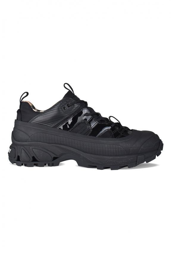Burberry Arthur Sneakers in Black | Lyst