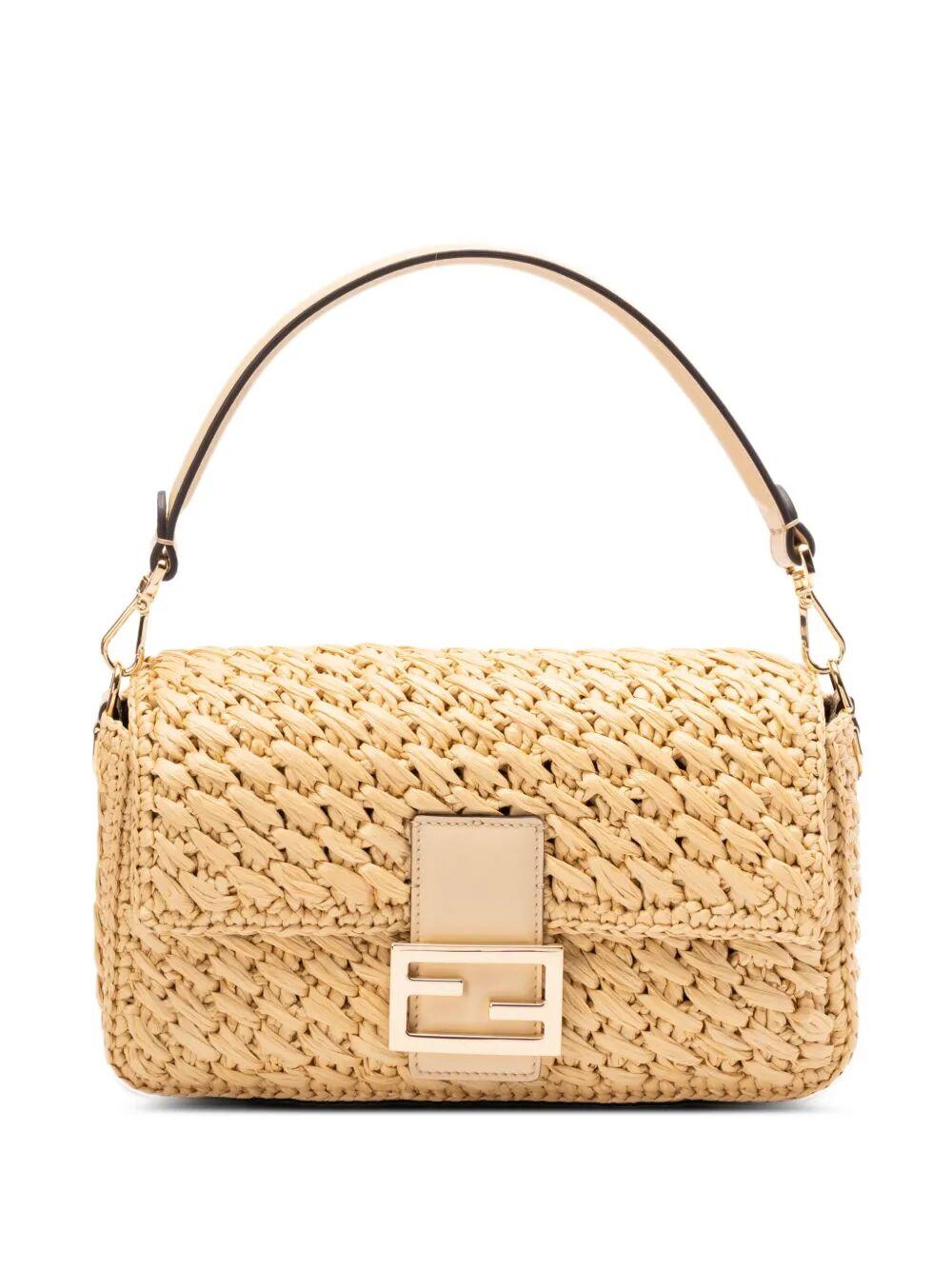 【FENDI】BAGUETTE BAG IN CROCHET VISCOSE FIBER Fendi Viscose Fibre Crochet Medium Baguette Bag in Metallic