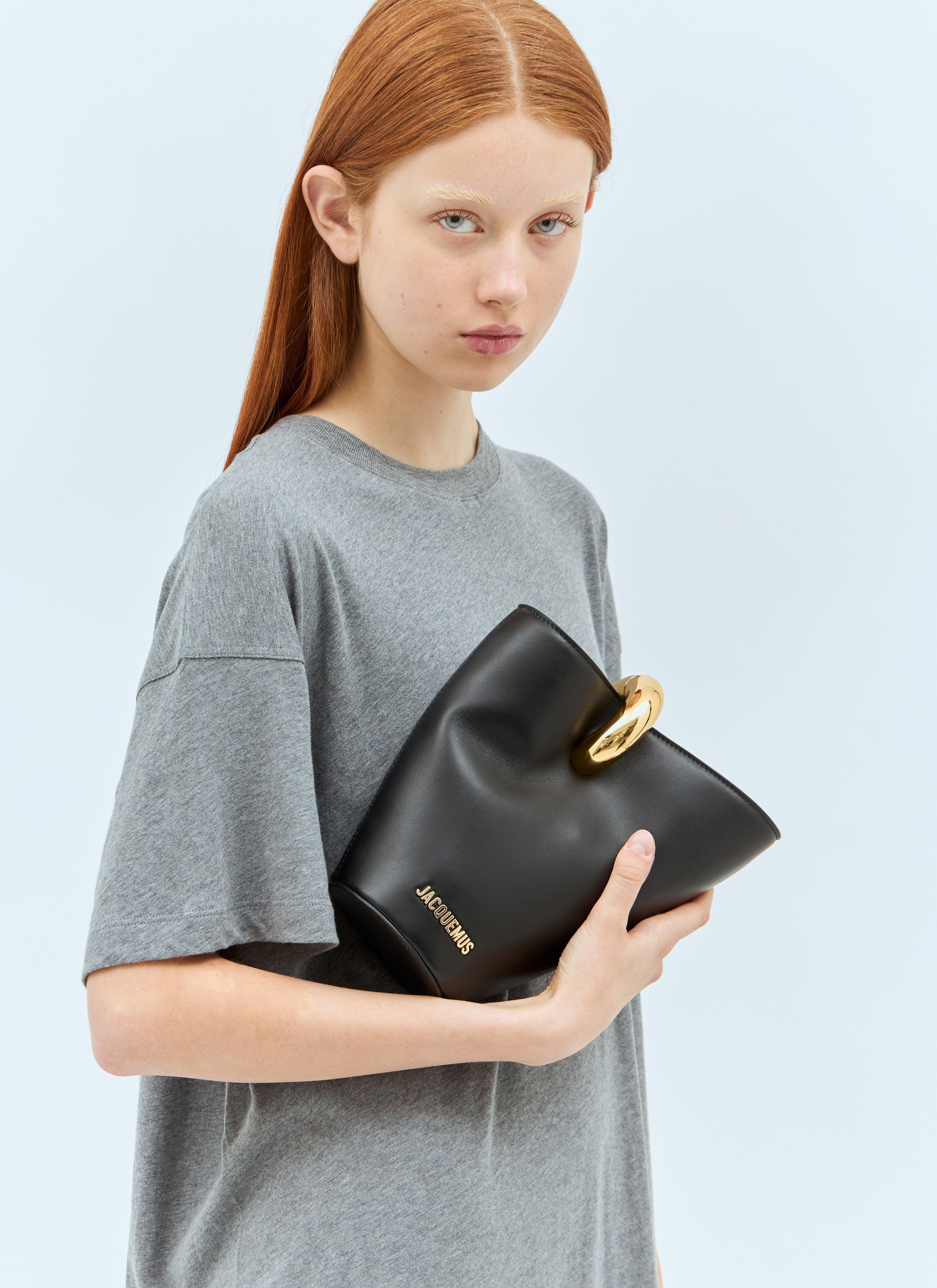 VIP【送料関税込】JACQUEMUS LE PETIT BAMBOLA BUCKET BAG Jacquemus Le Petit Bambola Leather Bucket bag - Yellow Light