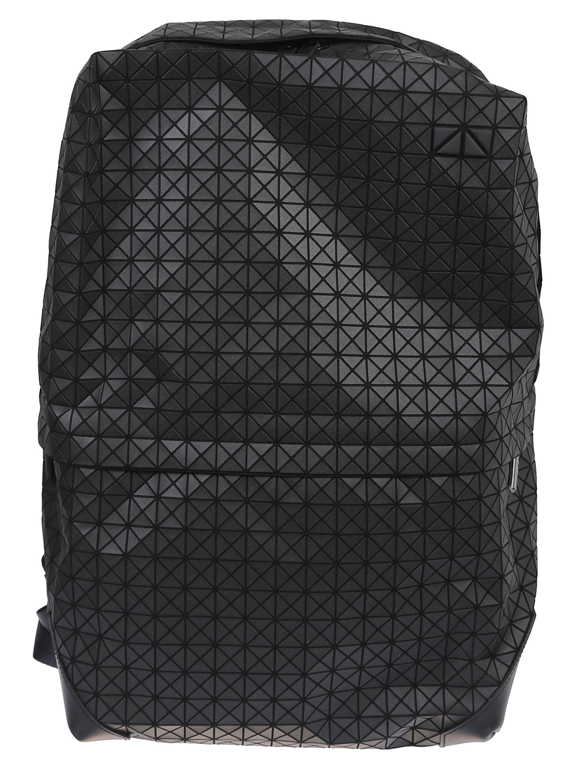 ISSEY MIYAKE MEN ブラック ループタイ Homme Plisse Issey Miyake Zigzag Tie in Black | FWRD