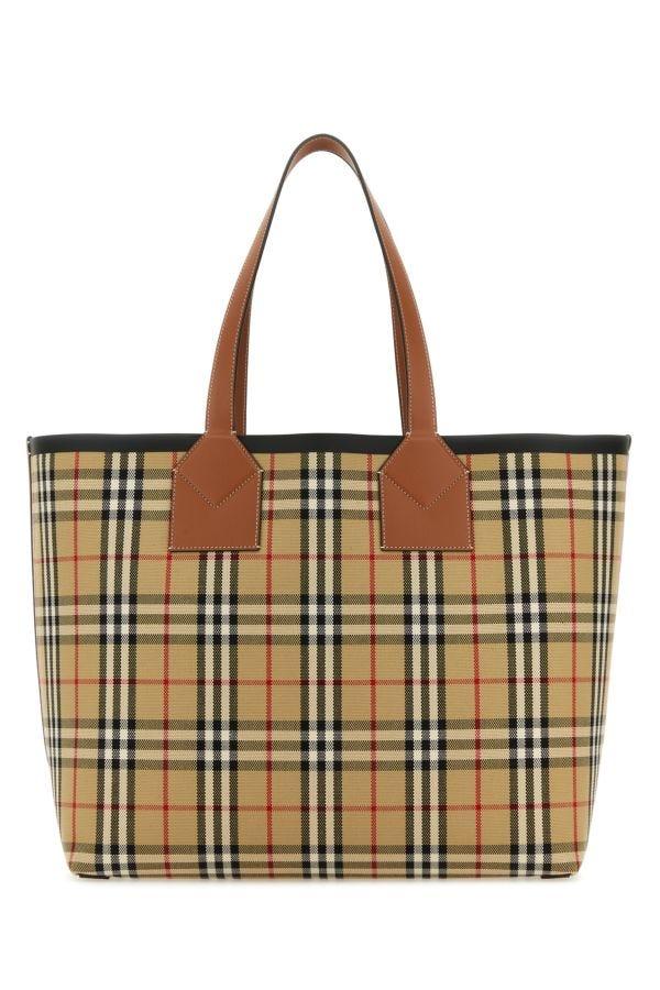 トートバッグ BURBERRY EMBROIDERED CANVAS LONDON SHOPPING BAG Burberry Embroidered Canvas London Shopping Bag | Lyst