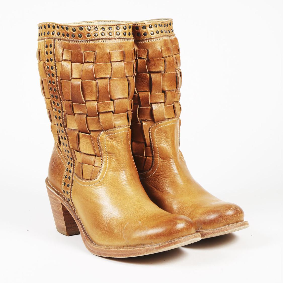frye camel boots