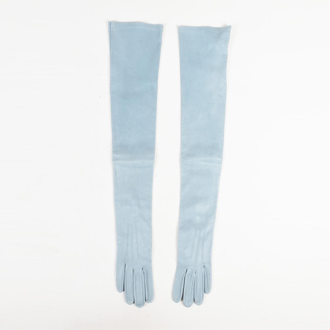 baby blue leather gloves