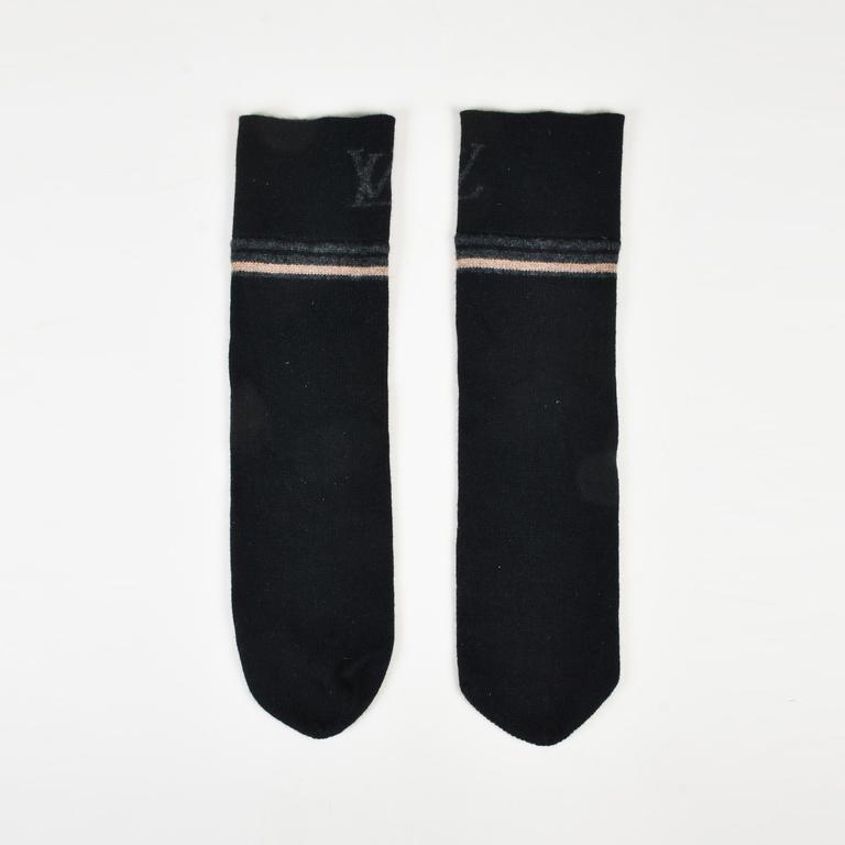 Louis Vuitton Black Multi Cashmere &#39;lv&#39; Mid Calf Socks - Lyst