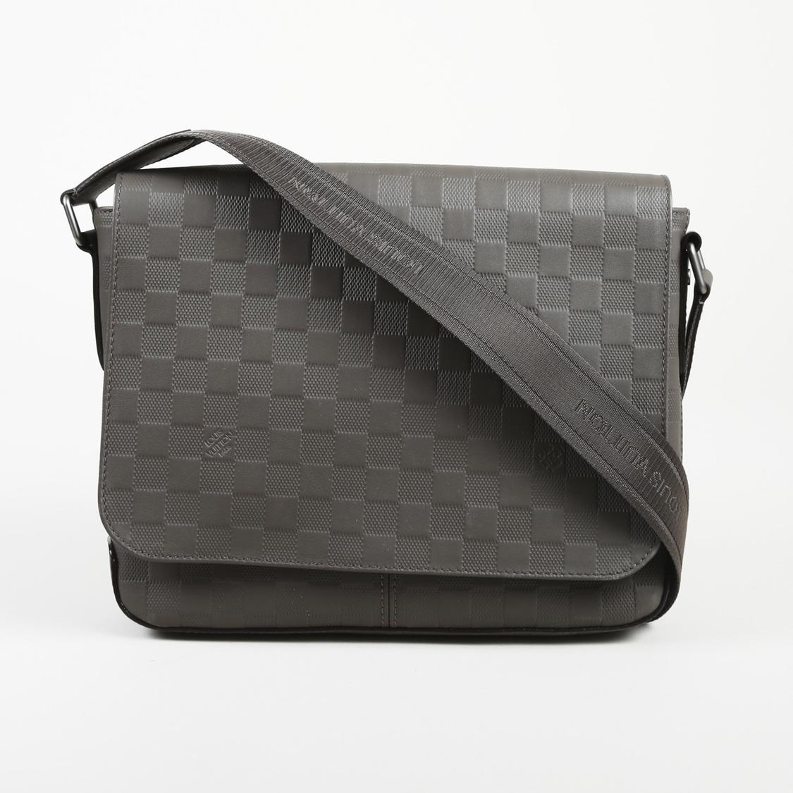 Louis Vuitton Canvas District Pm Graphite Damier Infini Messenger Bag in Gray - Lyst