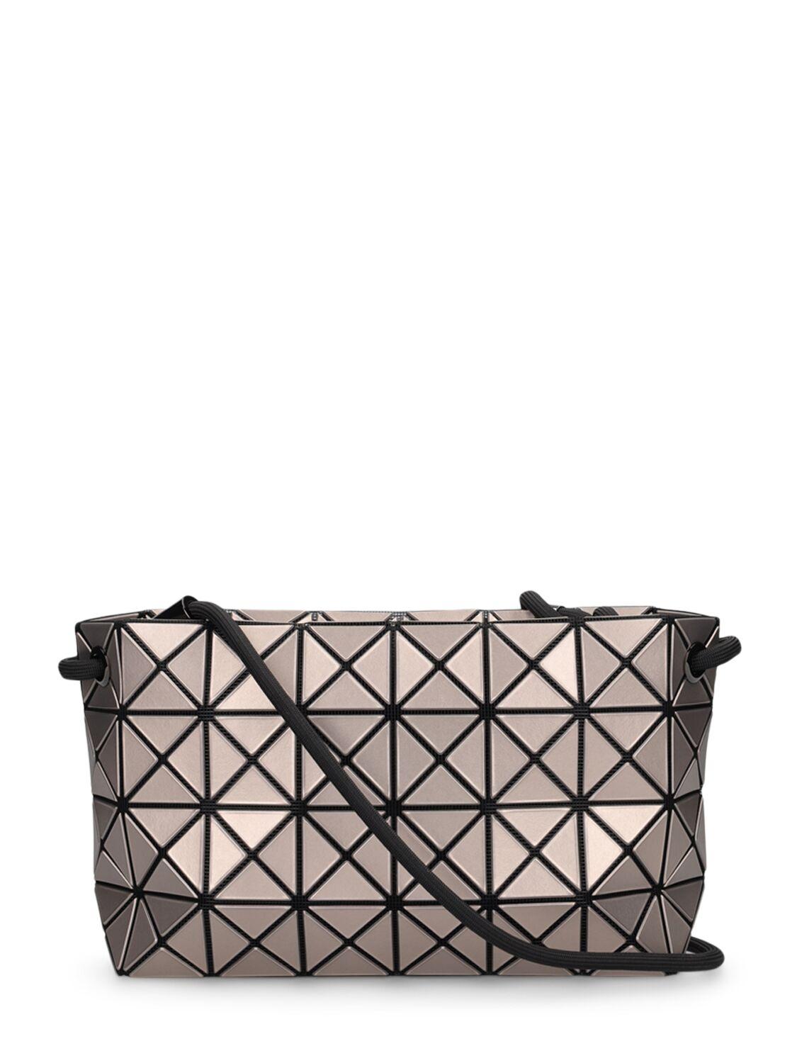Issey Miyake Loop Metallic ショルダーバッグ グレー | Lyst Issey Miyake Loop Metallic ショルダーバッグ グレー | Lyst