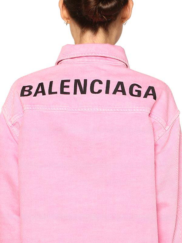 fashion_pirate rocking Balenciaga logo denim oversized jacket & LV multi- pochette with pink strap