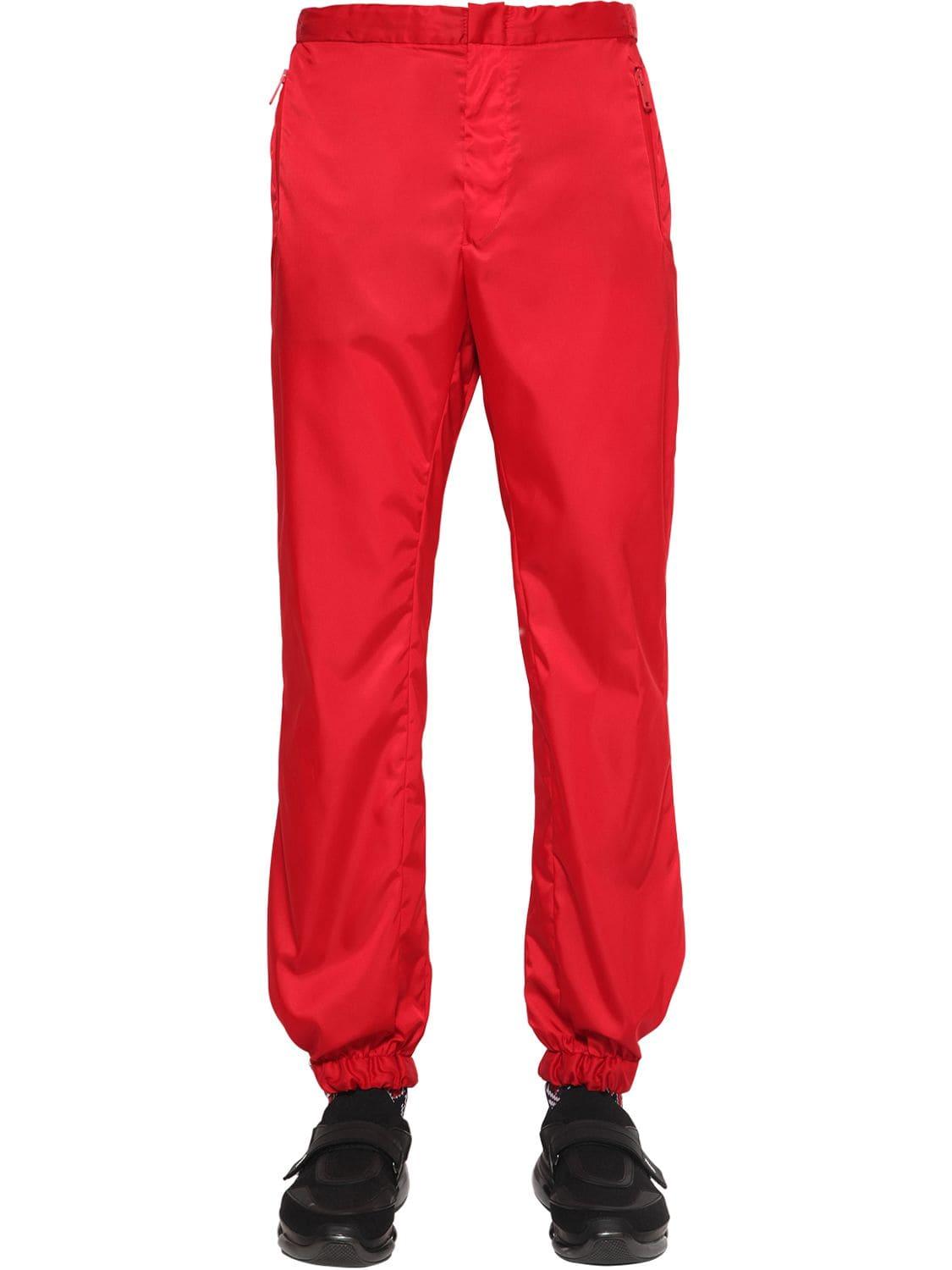 Pantalon De Sport En Gabardine De Nylon Prada pour homme en coloris Rouge |  Lyst