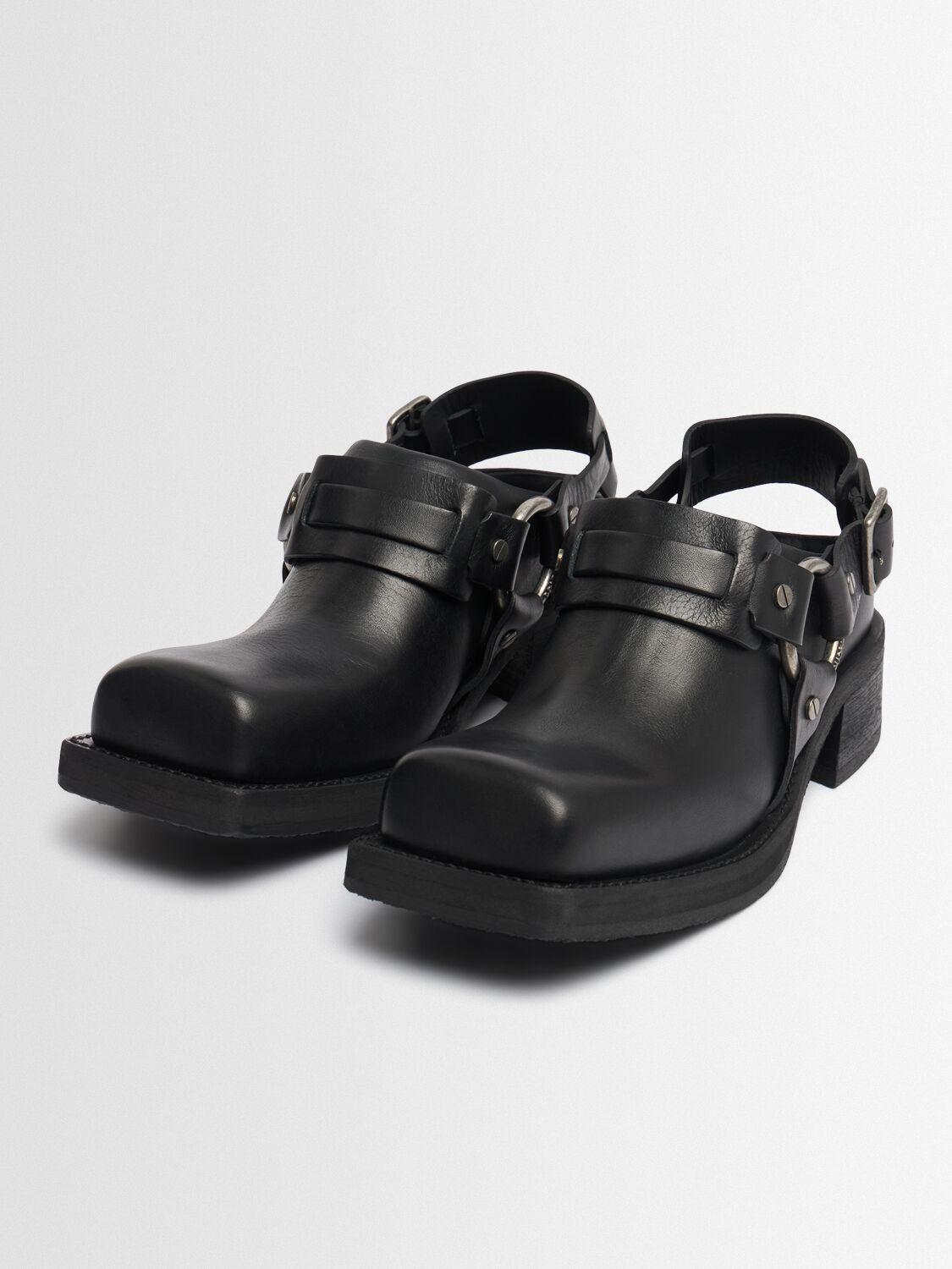 【Acne Studios】レザースリングバックミュール 50mm □Acne Studios□ レザースリングバックミュール 50mm (Acne