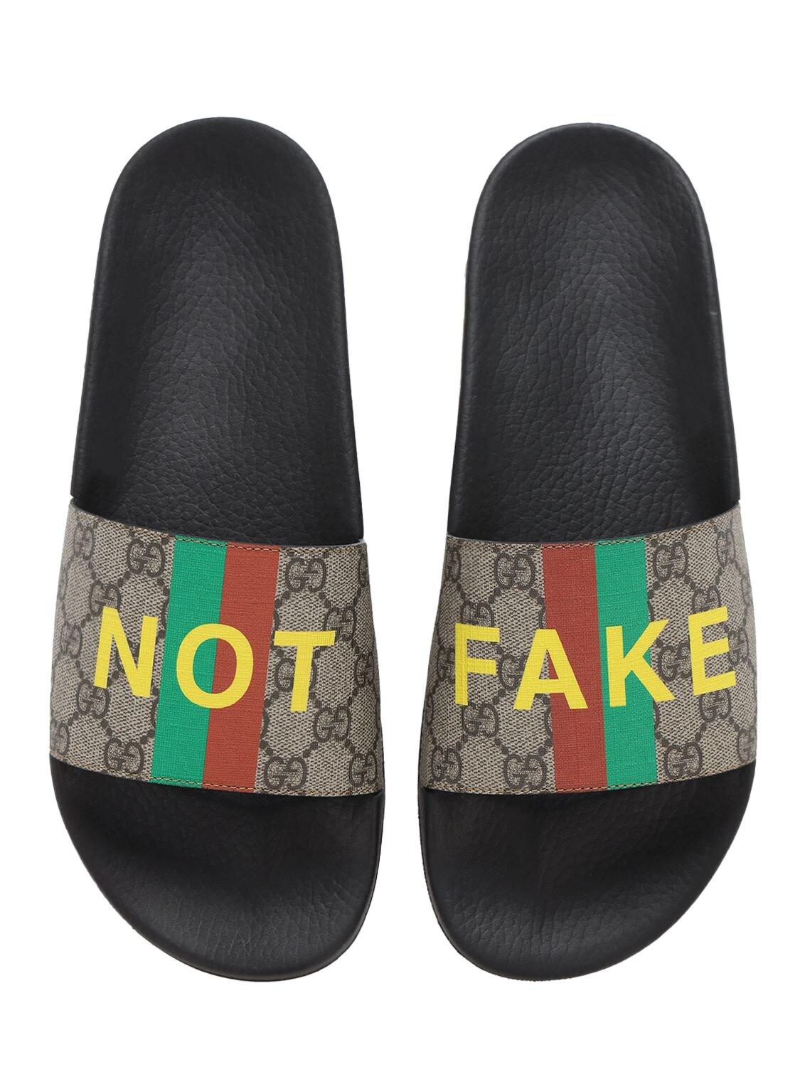 Sandalo slider uomo con stampa 'Fake/Not'Gucci in Tela da Uomo colore  Neutro | Lyst