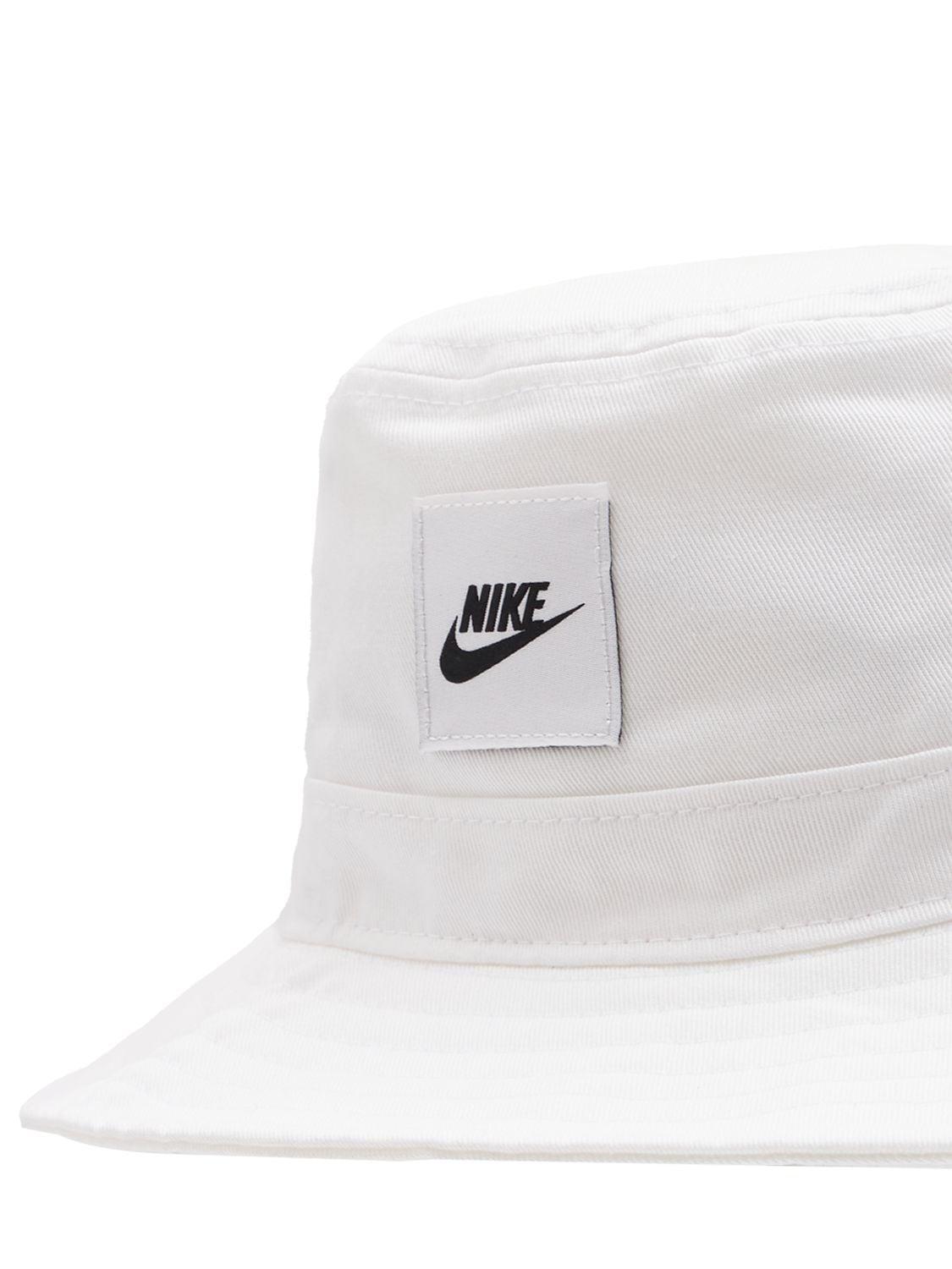 Nike Bucket Hat in White | Lyst