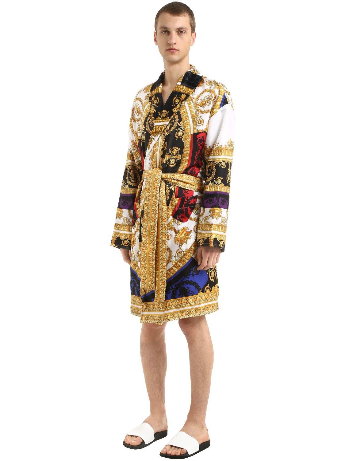 Versace I Love Baroque Printed Silk Robe for Men - Lyst