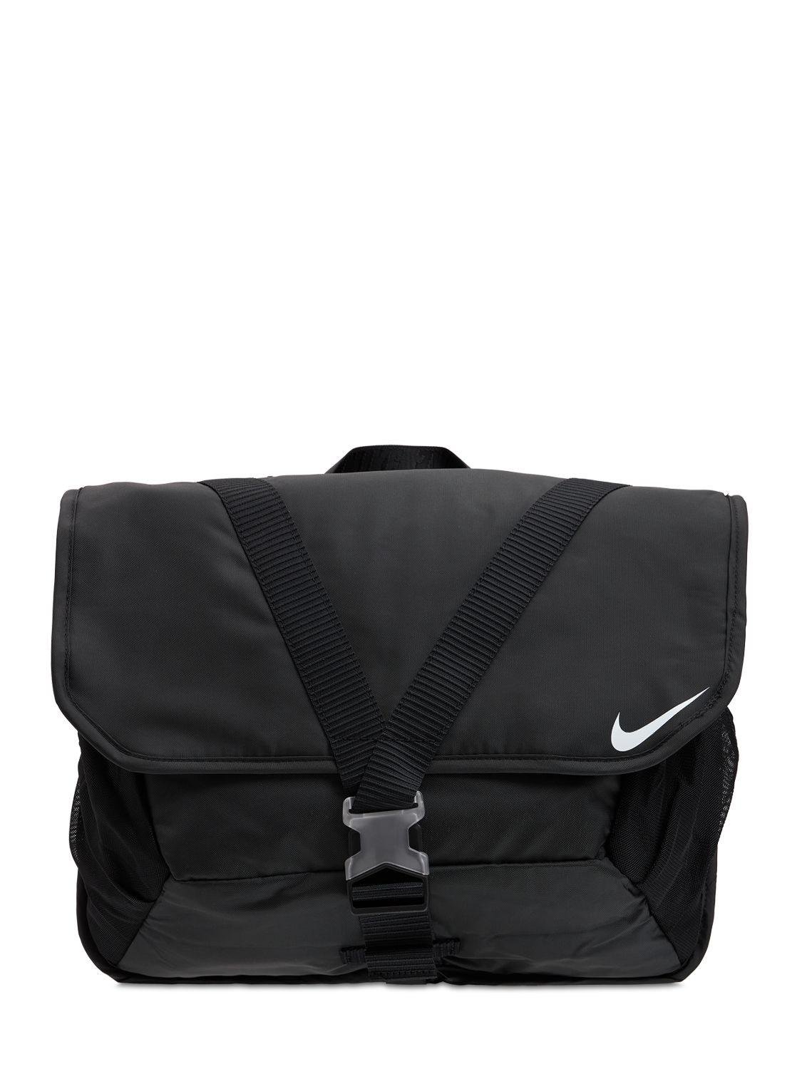 Nike Messenger Bag in Black for Men - Lyst