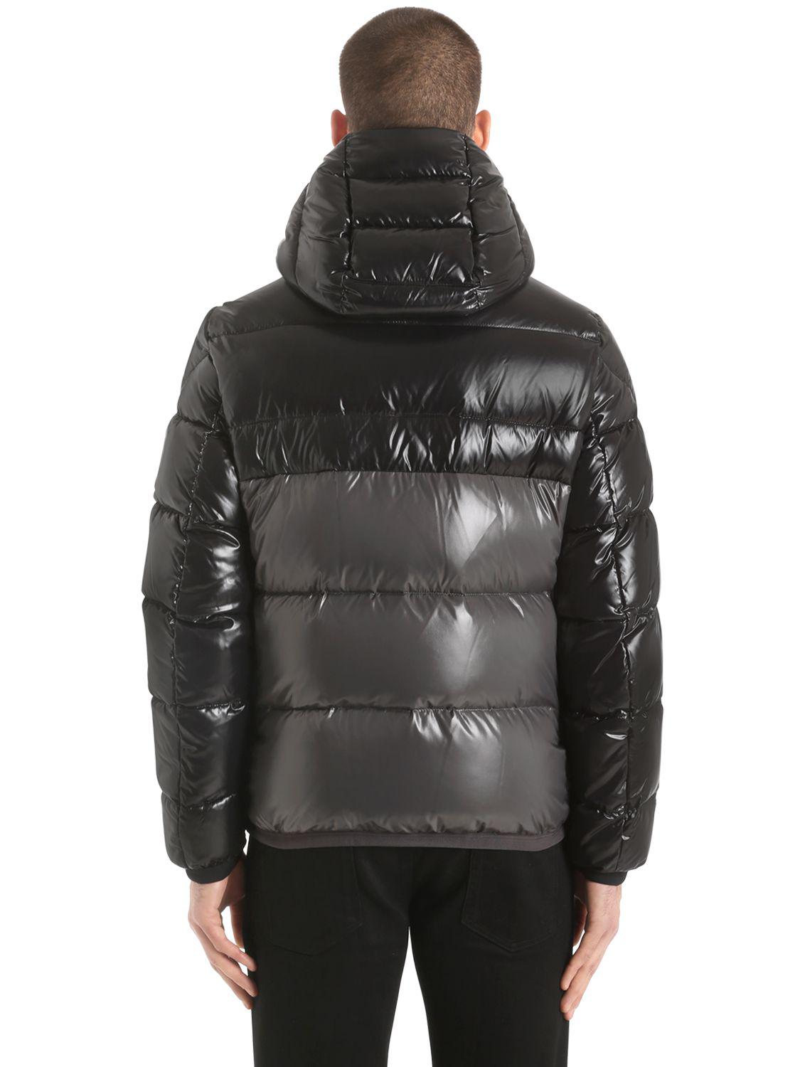 Moncler Harry Shiny Nylon Down Jacket in Black for Men | Lyst