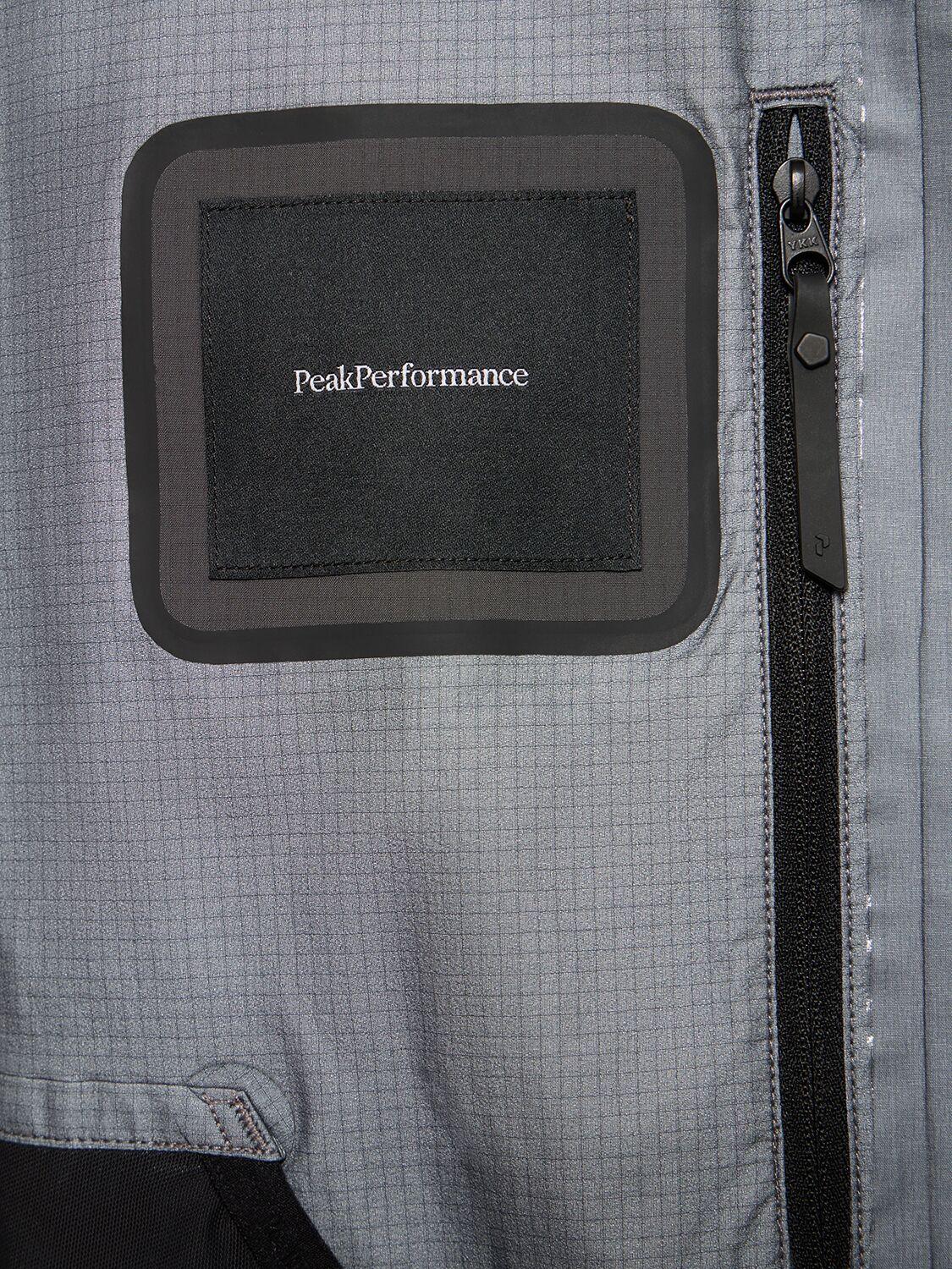 Vertical Gore-Tex Pro | Peak Performance