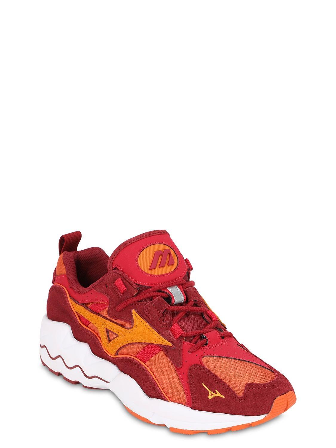 mizuno red wave rider 1s