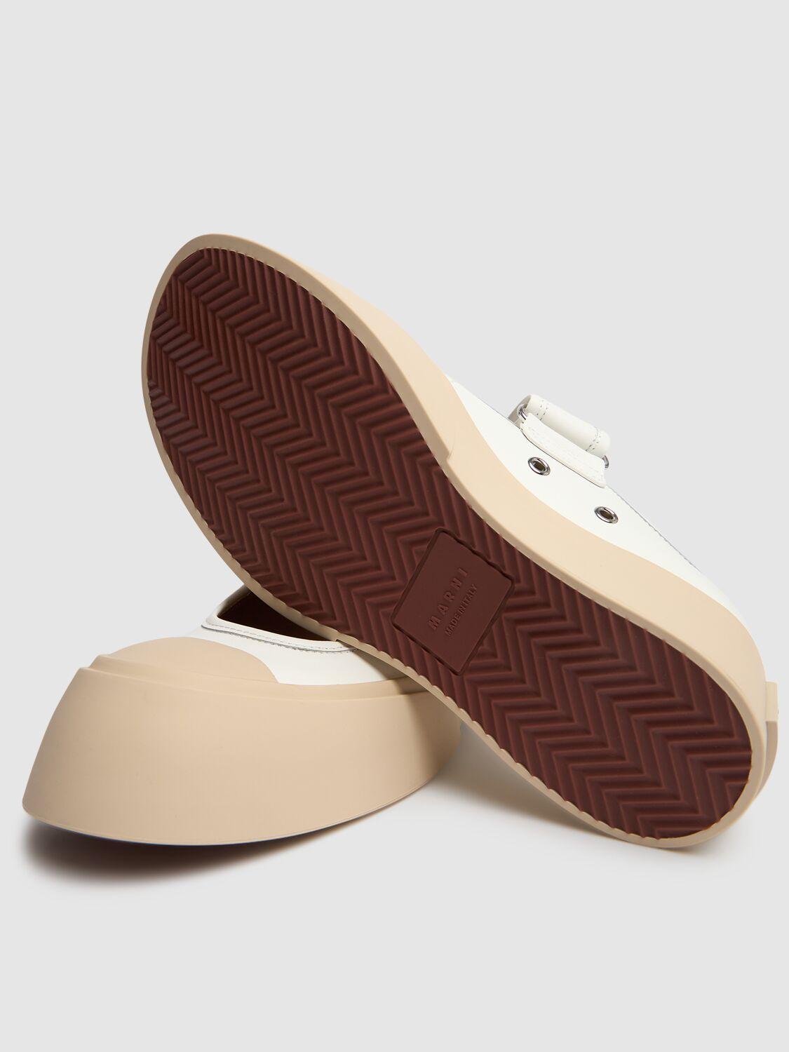 Marni Pablo レザーフラットシューズ 20mm Marni Pablo レザーフラットシューズ 20mm ナチュラル | Lyst