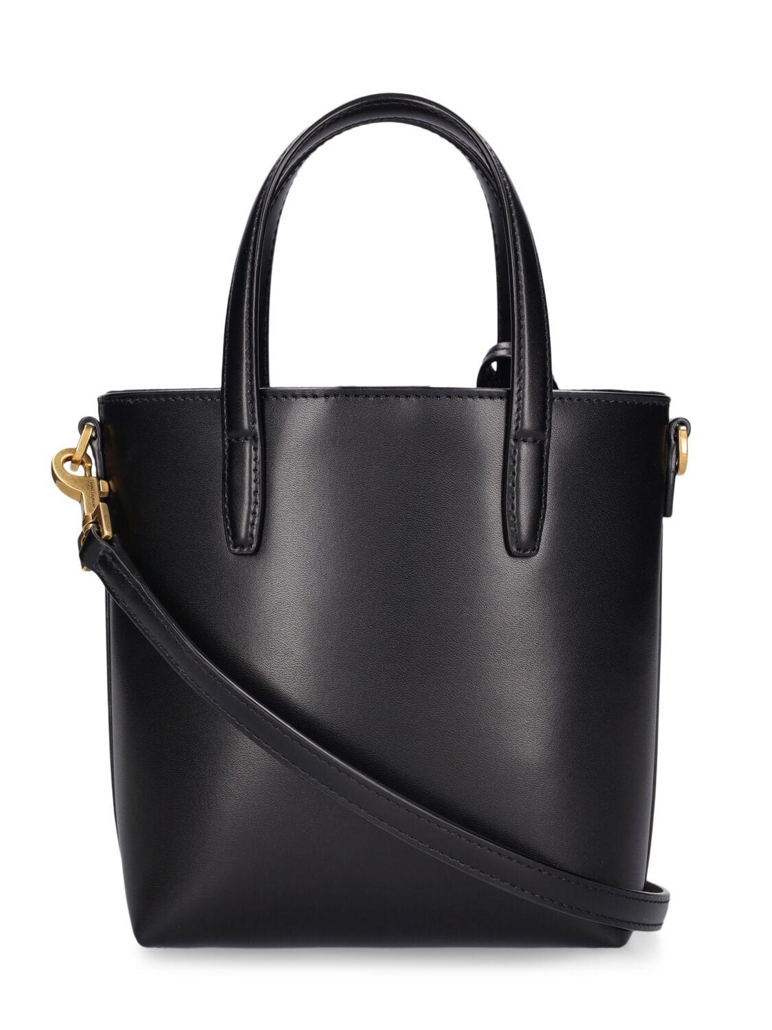 SAINT LAURENT ブラックレザーショルダーバッグ Yves Saint Laurent 黒 レザー ショルダーバッグ