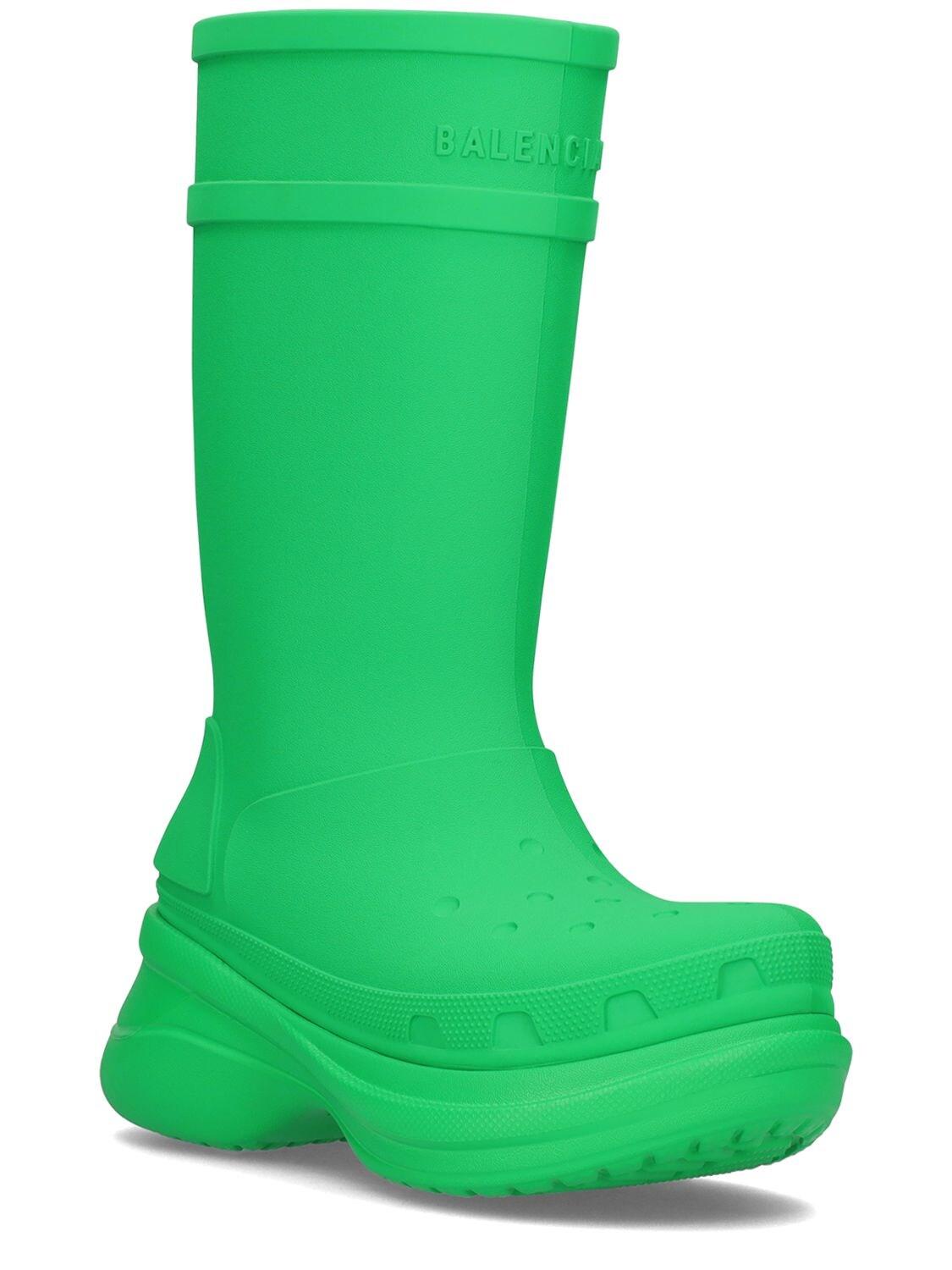 Balenciaga X Crocs Logo Chunky Rubber Boots in Green | Lyst