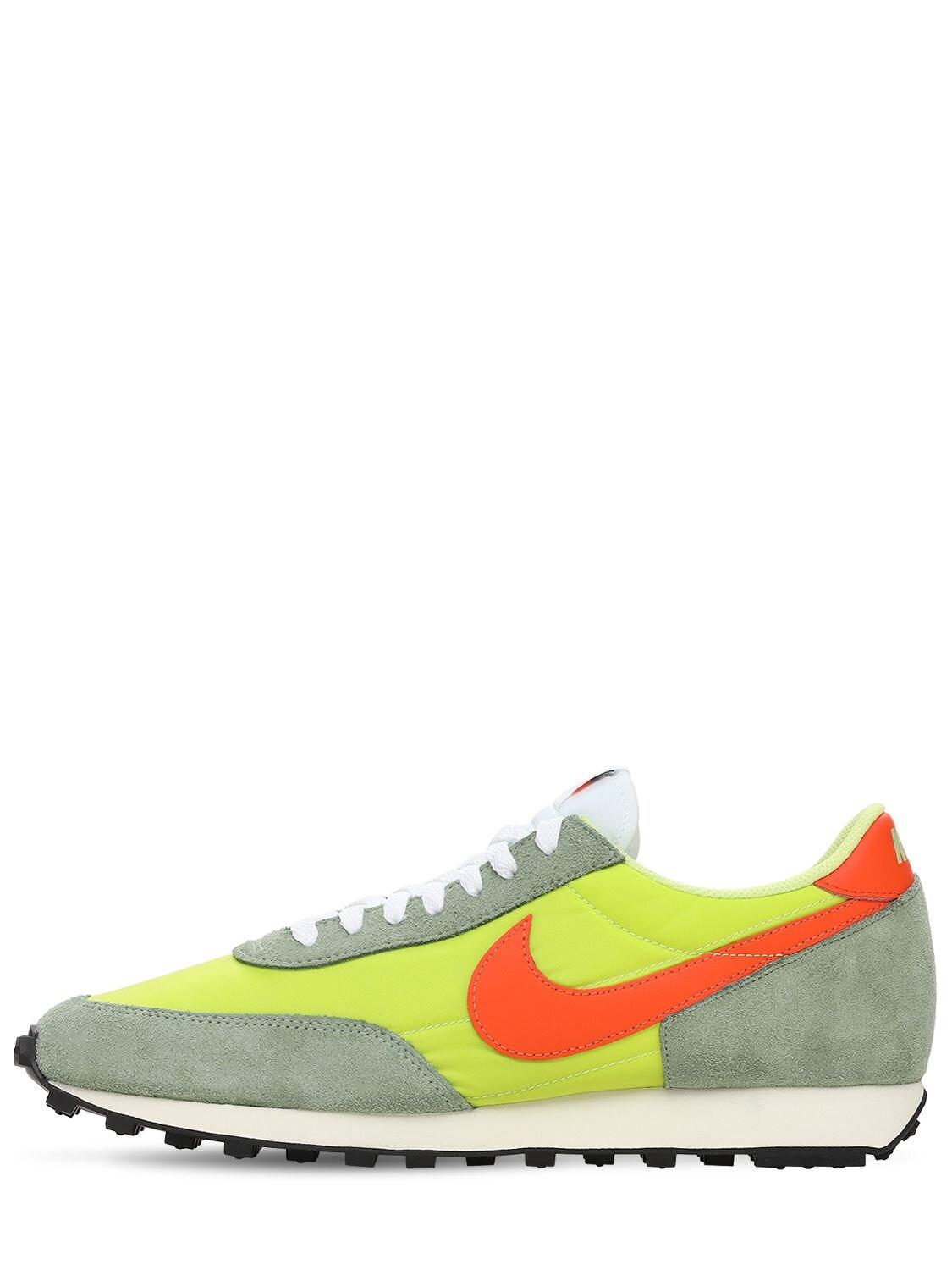 nike daybreak lime green
