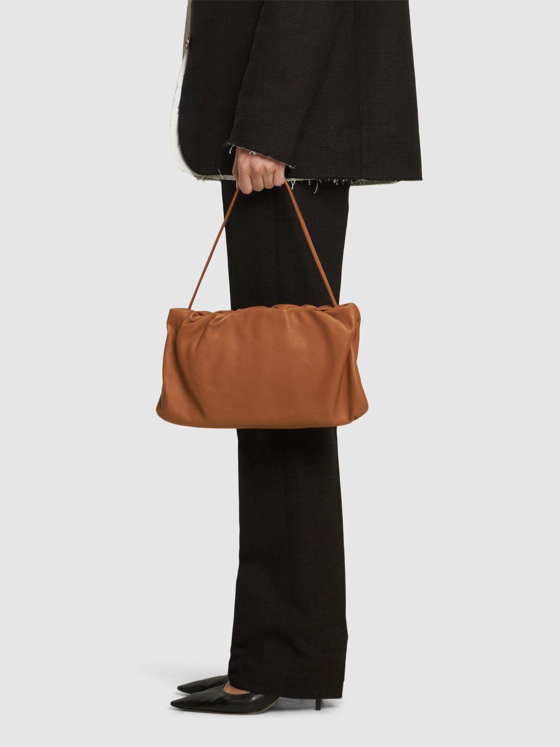 The Row XL Bourse レザー ショルダーバッグ XL Bourse Bag Black in Leather – The Row
