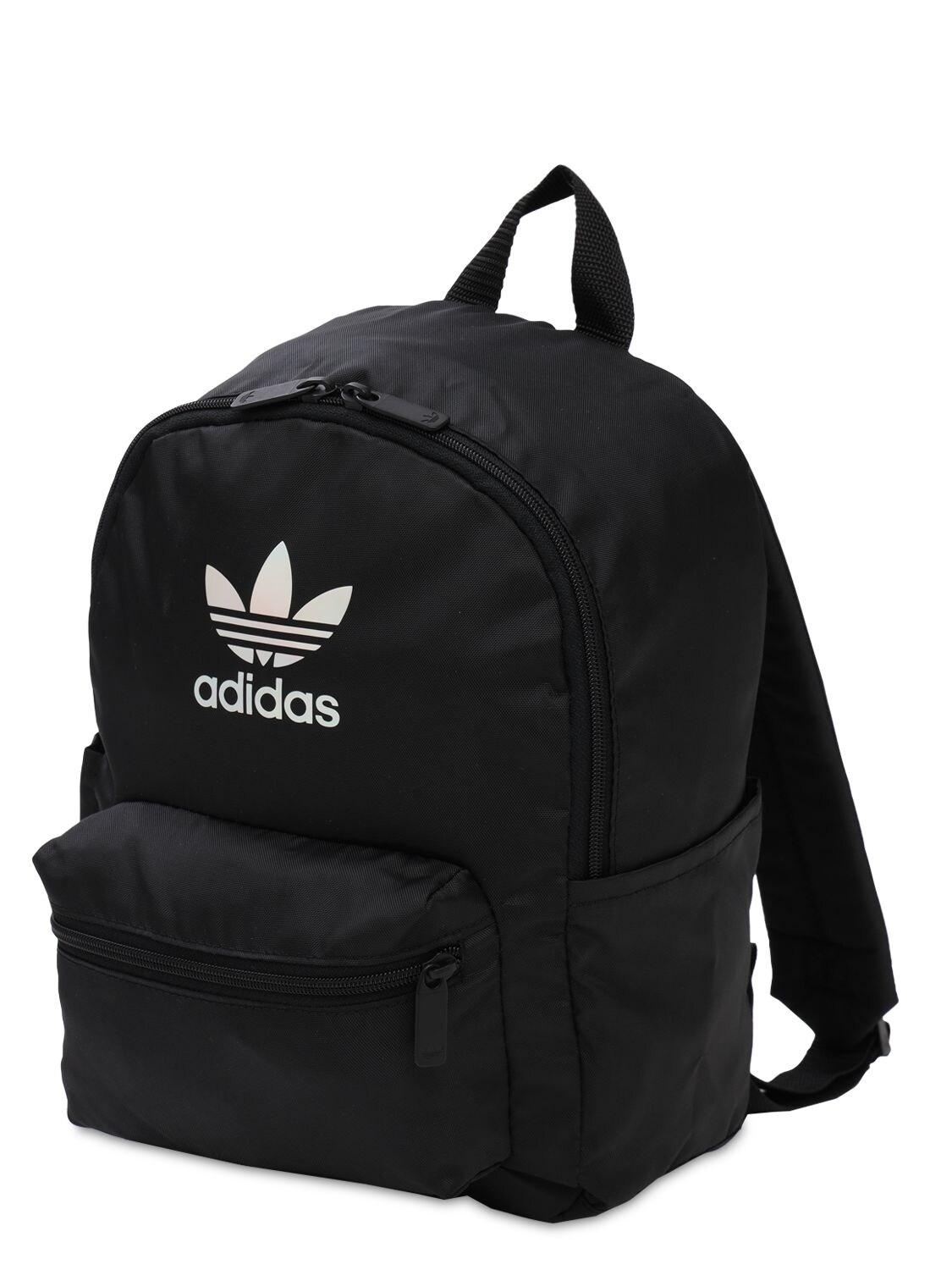 adidas Originals Small Adicolor Classic 