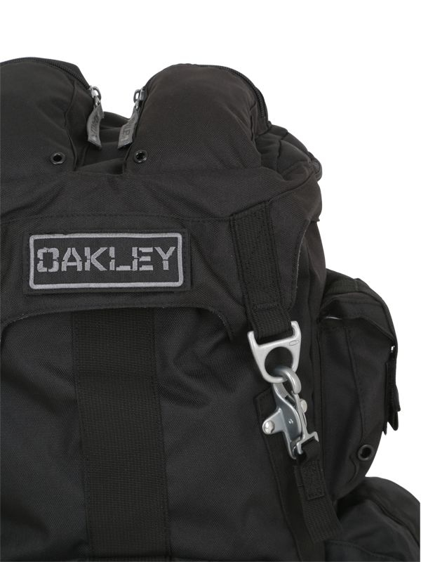 Oakley Synthetic Mechanism Backpack in Black for Men Lyst