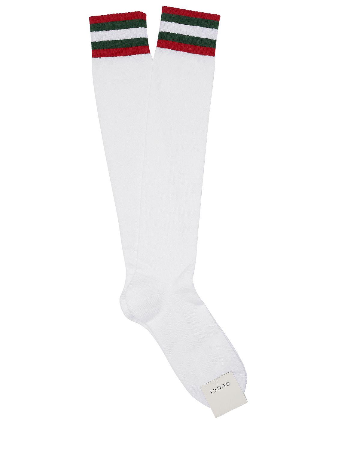 Kaos kaki gucci yang dipakai member bts