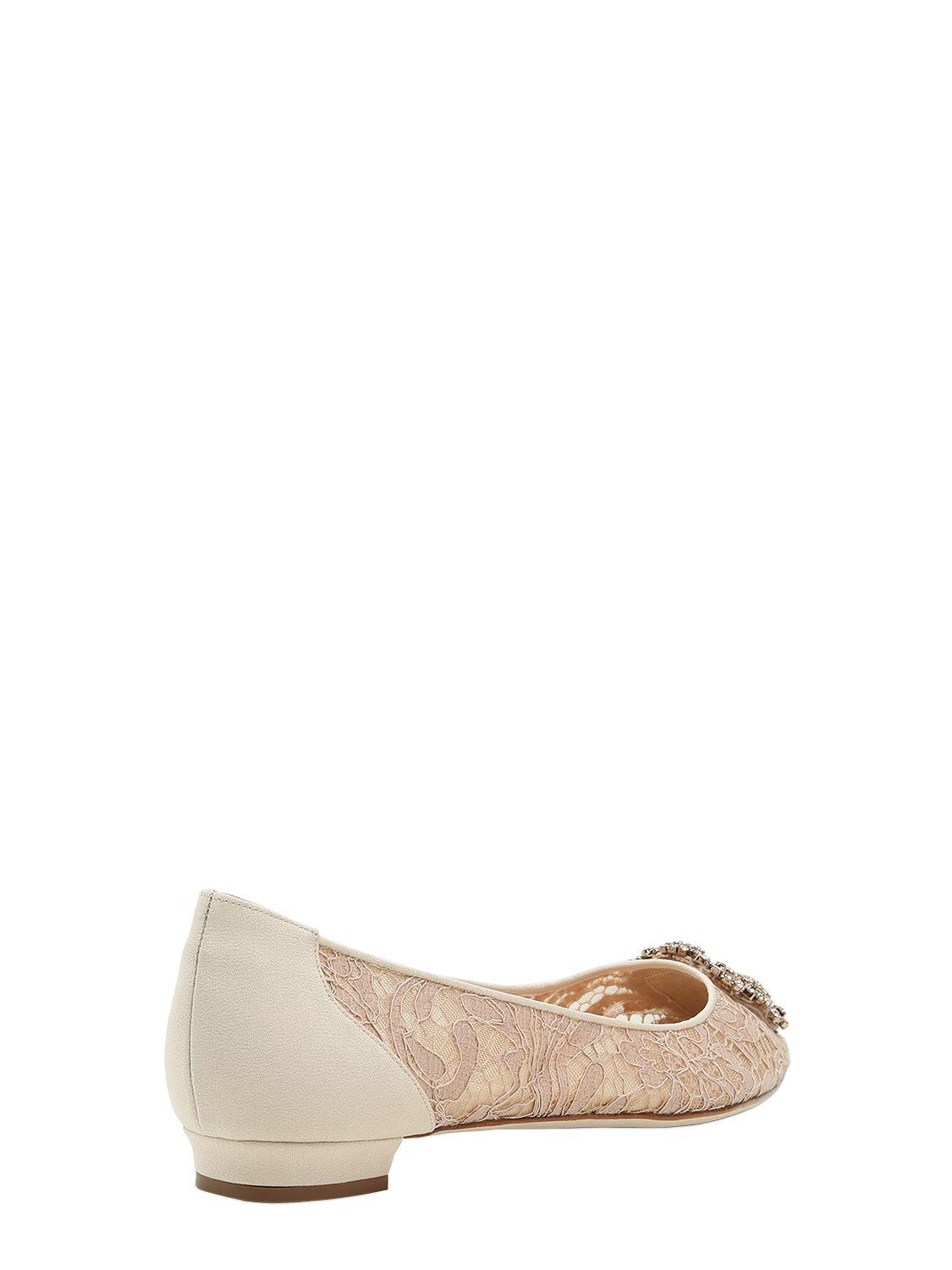 Manolo Blahnik 10mm Hangisi Lace Flats in Nude (Natural) - Lyst