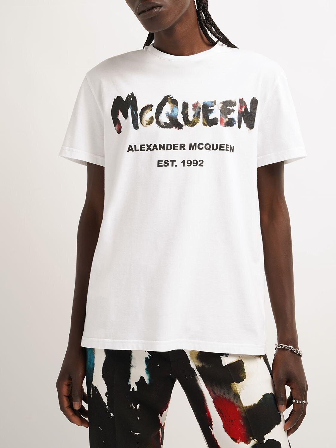 Camiseta con logo estampado Alexander McQueen de hombre de color | Lyst