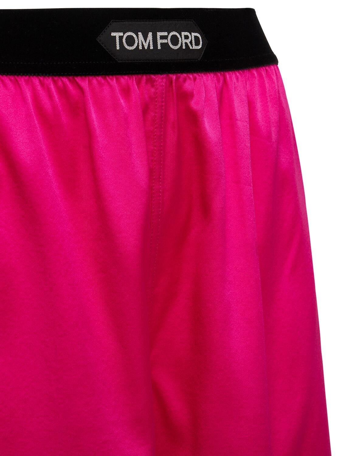 Short Soie Tom Ford en coloris Noir Femme Vêtements Shorts Shorts fluides/cargo 