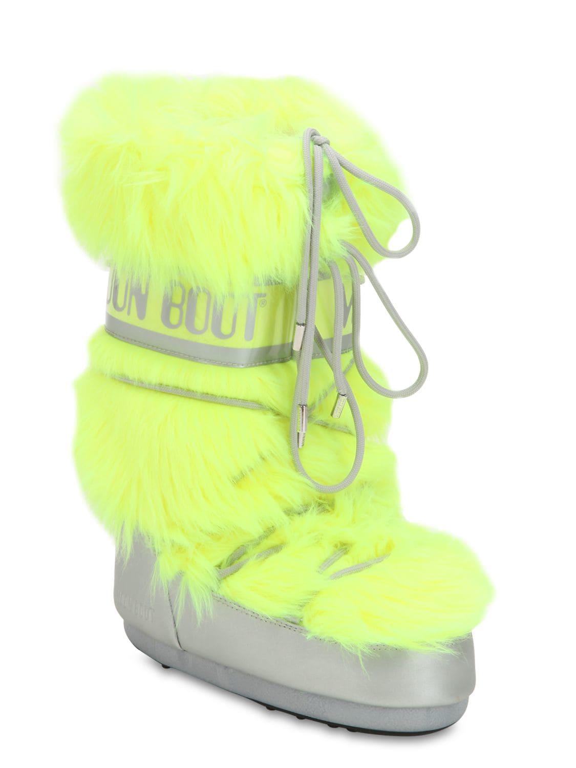 moon boots lime green