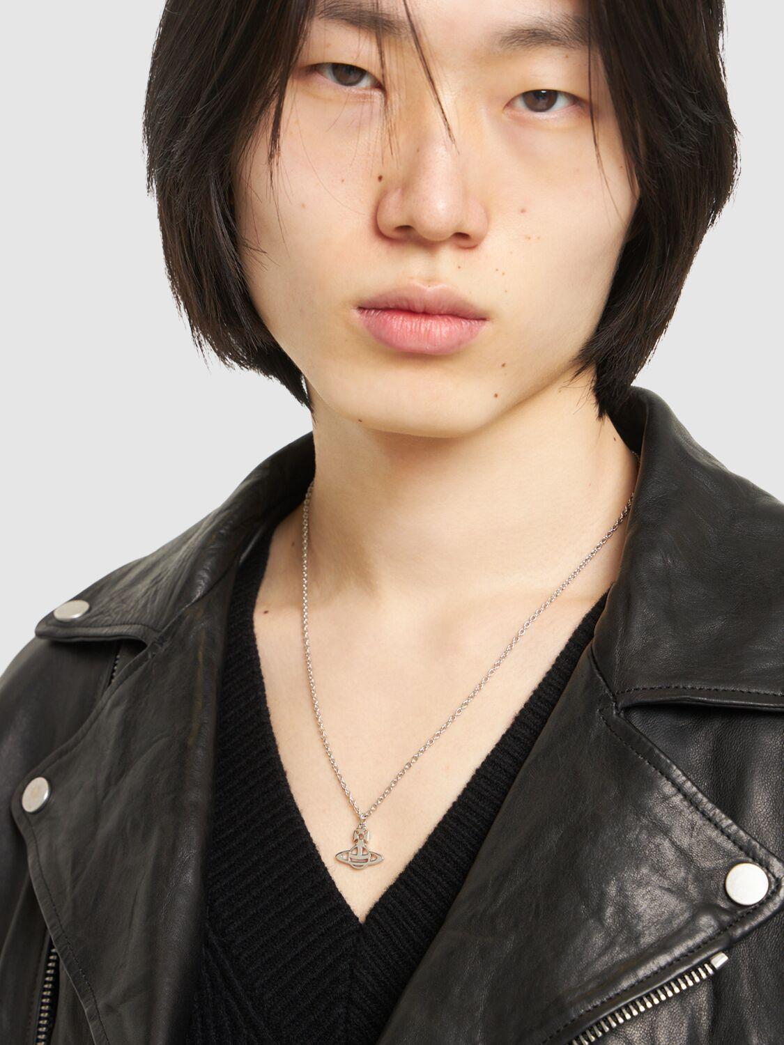 【Vivienne Westwood】Lucy pendant Vivienne Westwood Man Lucy Pendant Necklace in Metallic for