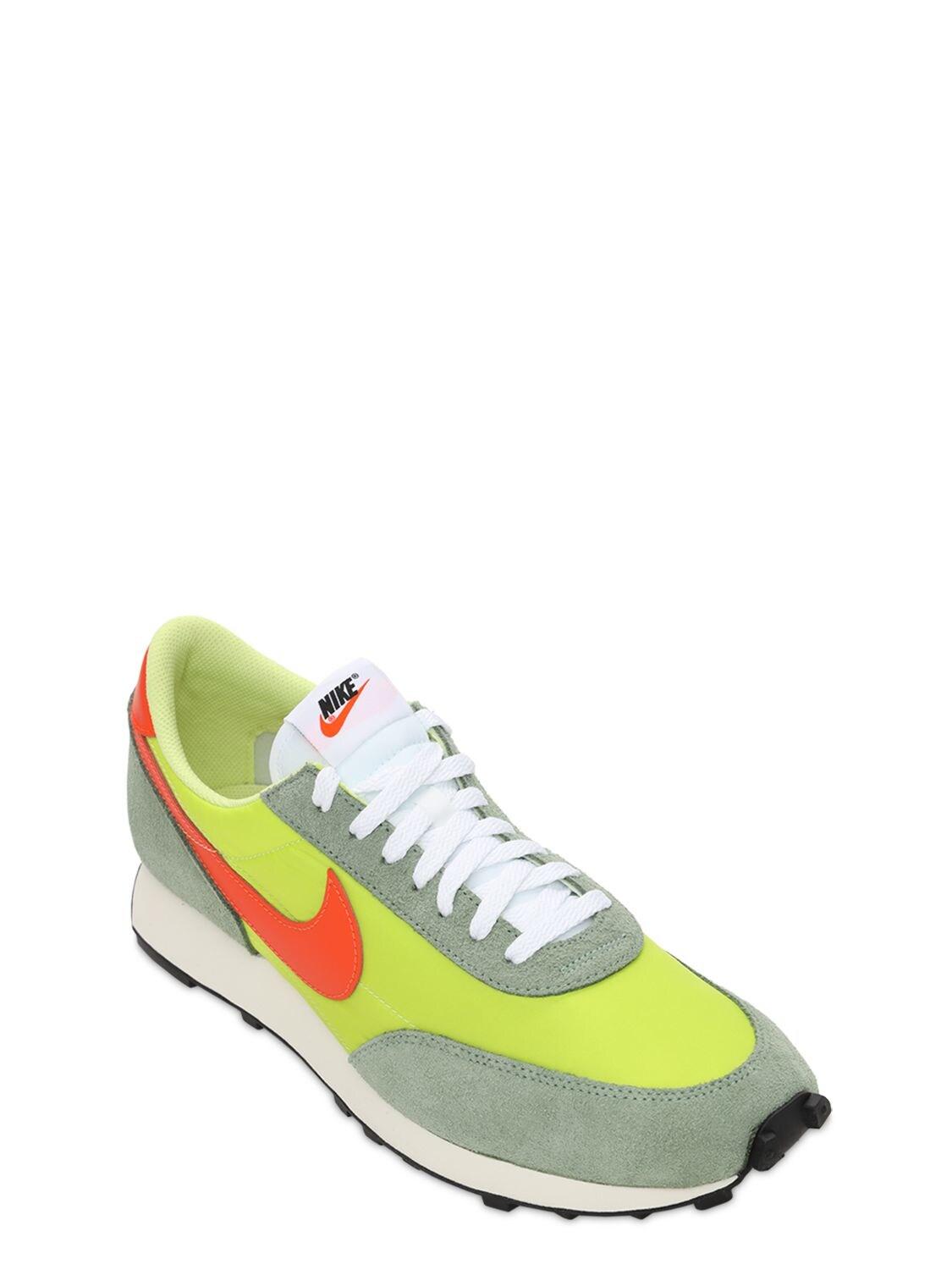 nike daybreak lime green
