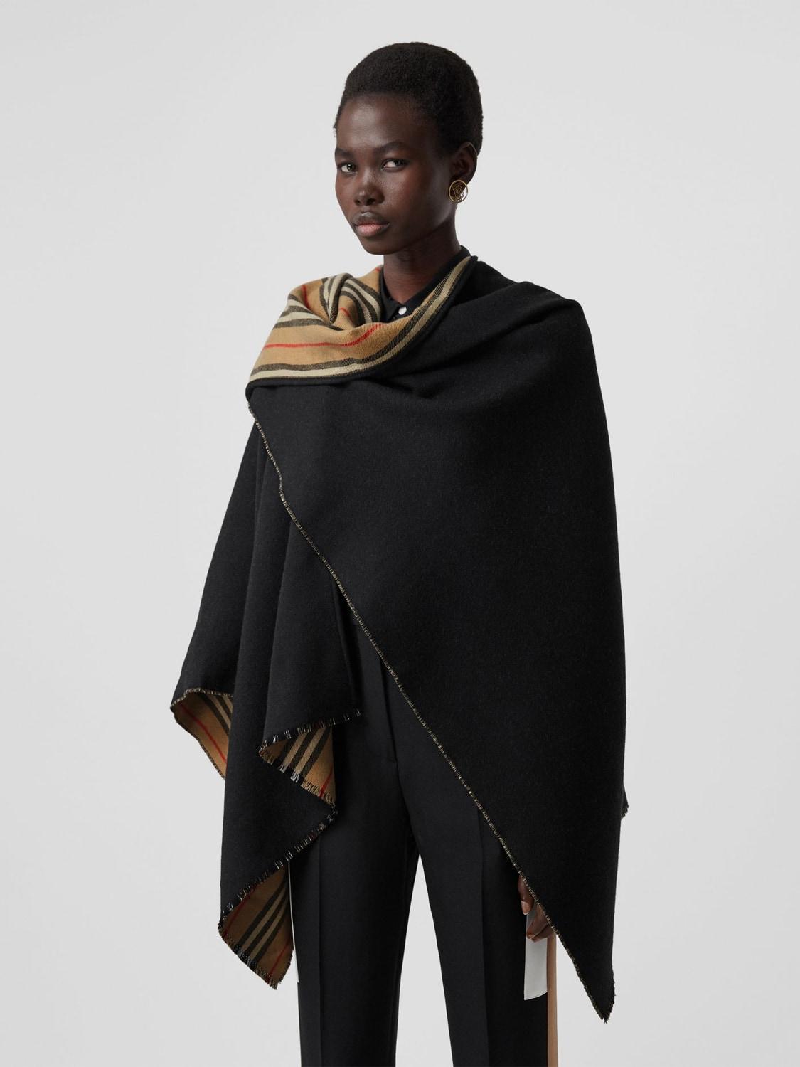 burberry icon cape