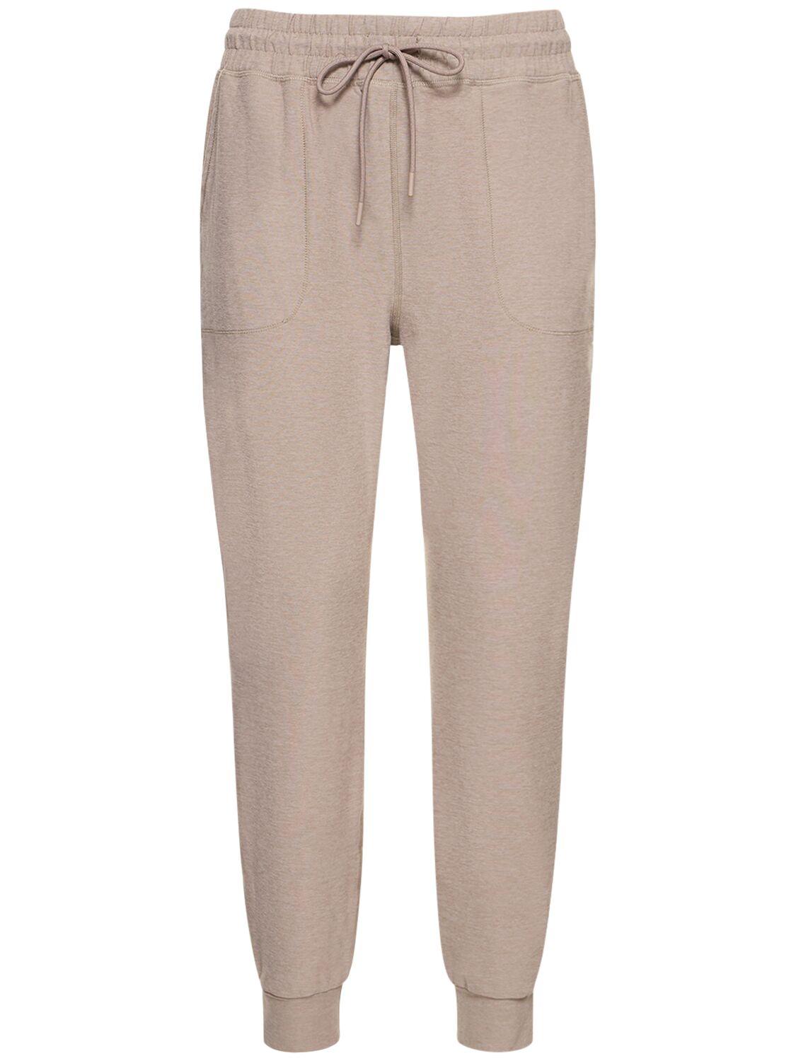Beyond Yoga Commuter Spacedye Midi joggers in Natural