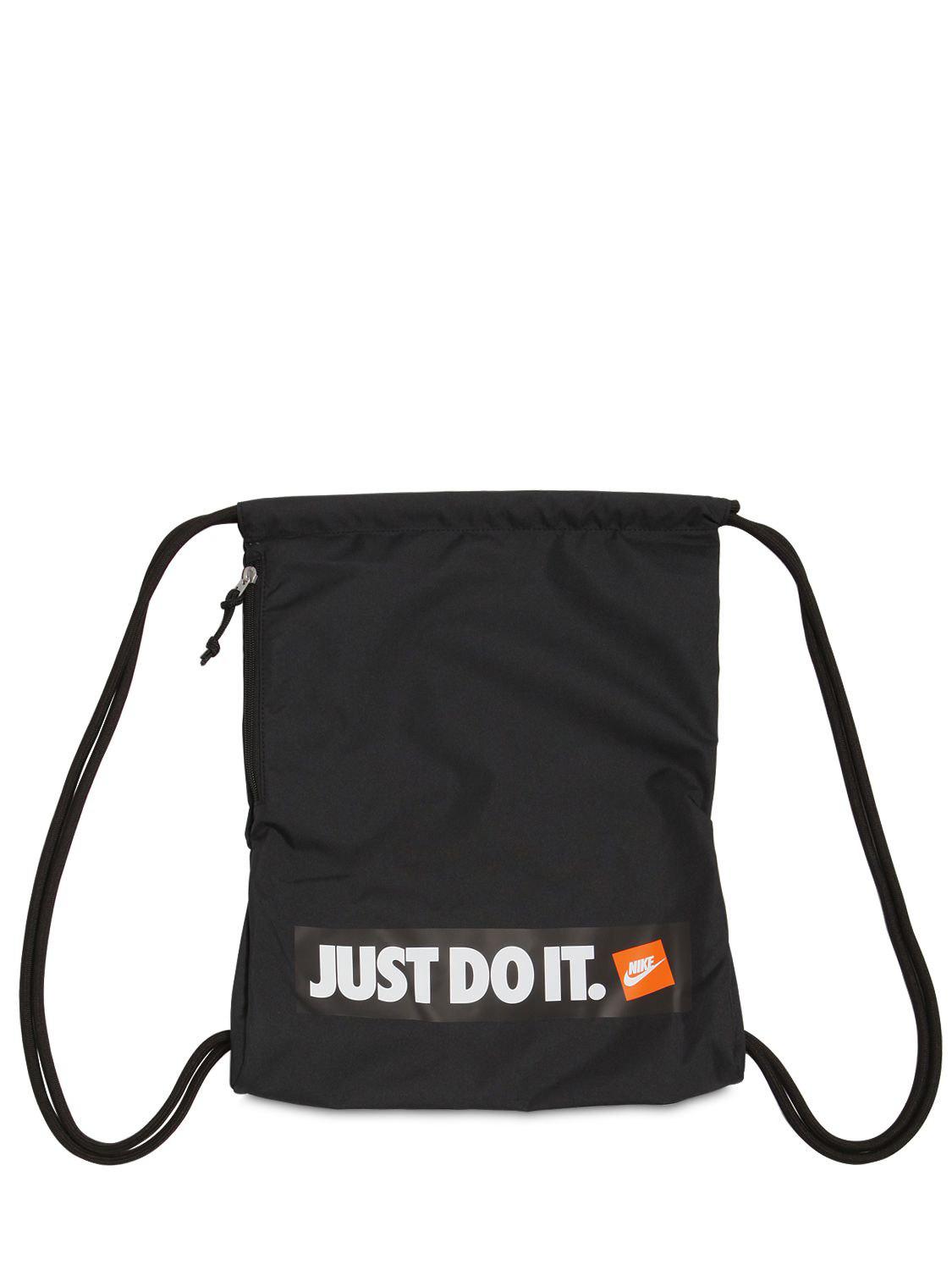 black nike drawstring bag