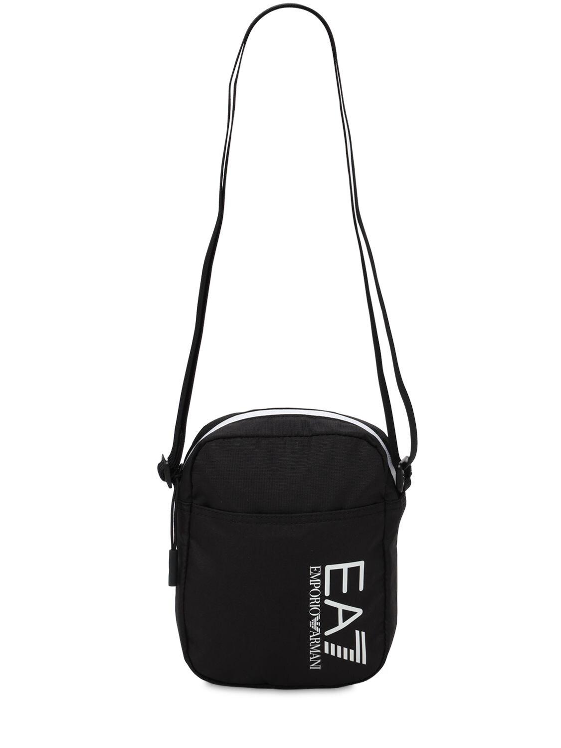 ea7 pouch