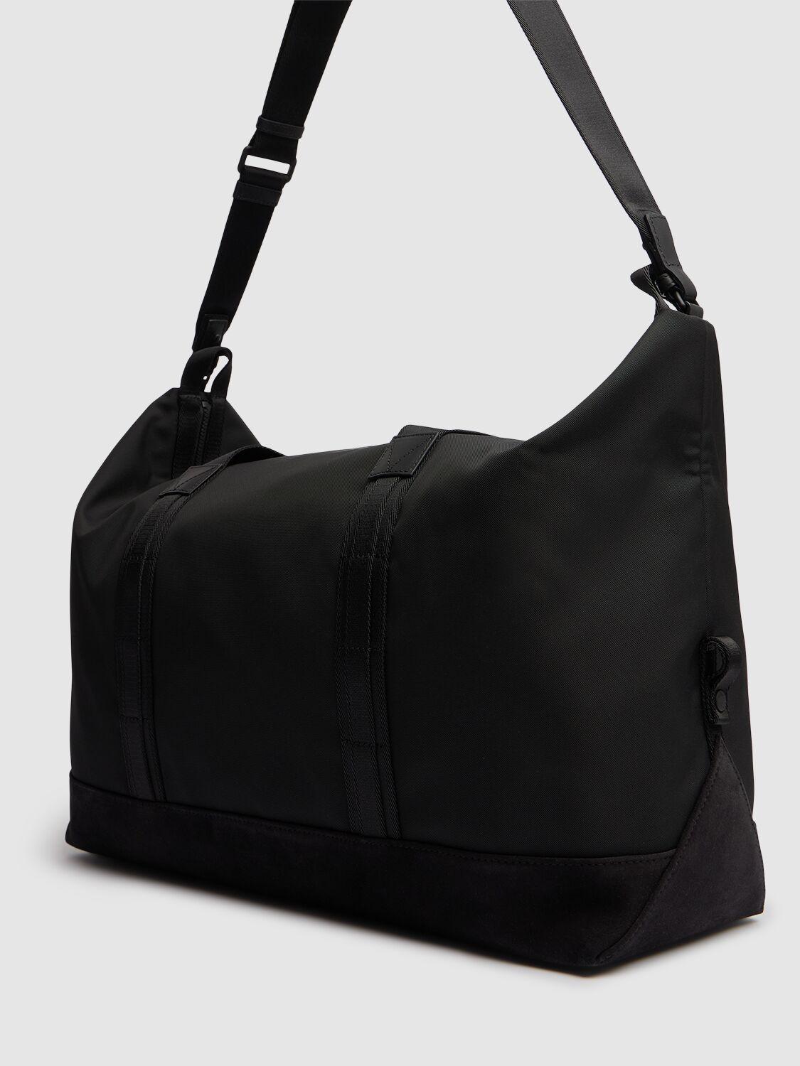 メンズ Moncler ジムバッグ & スポーツバッグが¥200,000〜 | Lyst