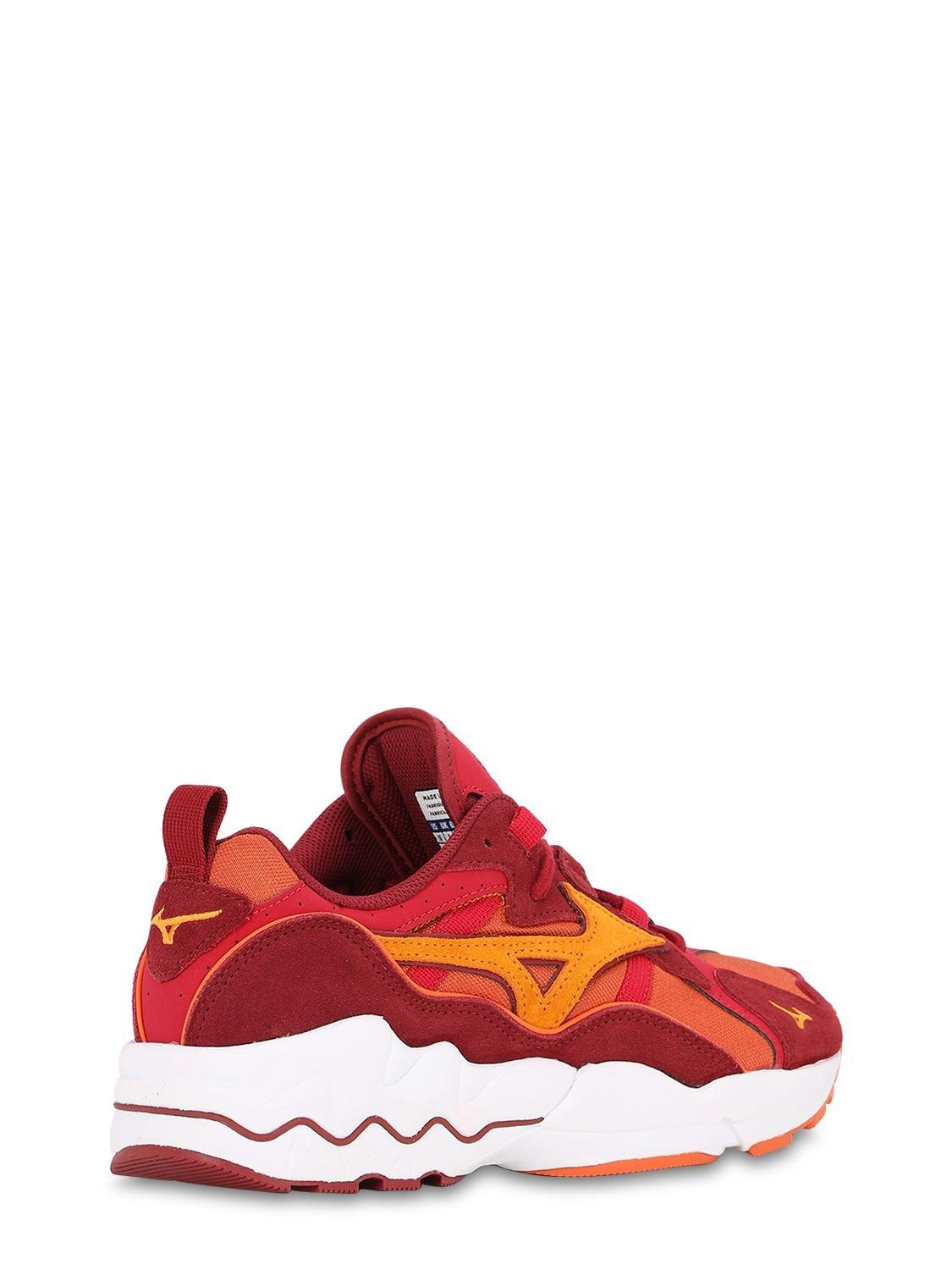 mizuno red wave rider 1s