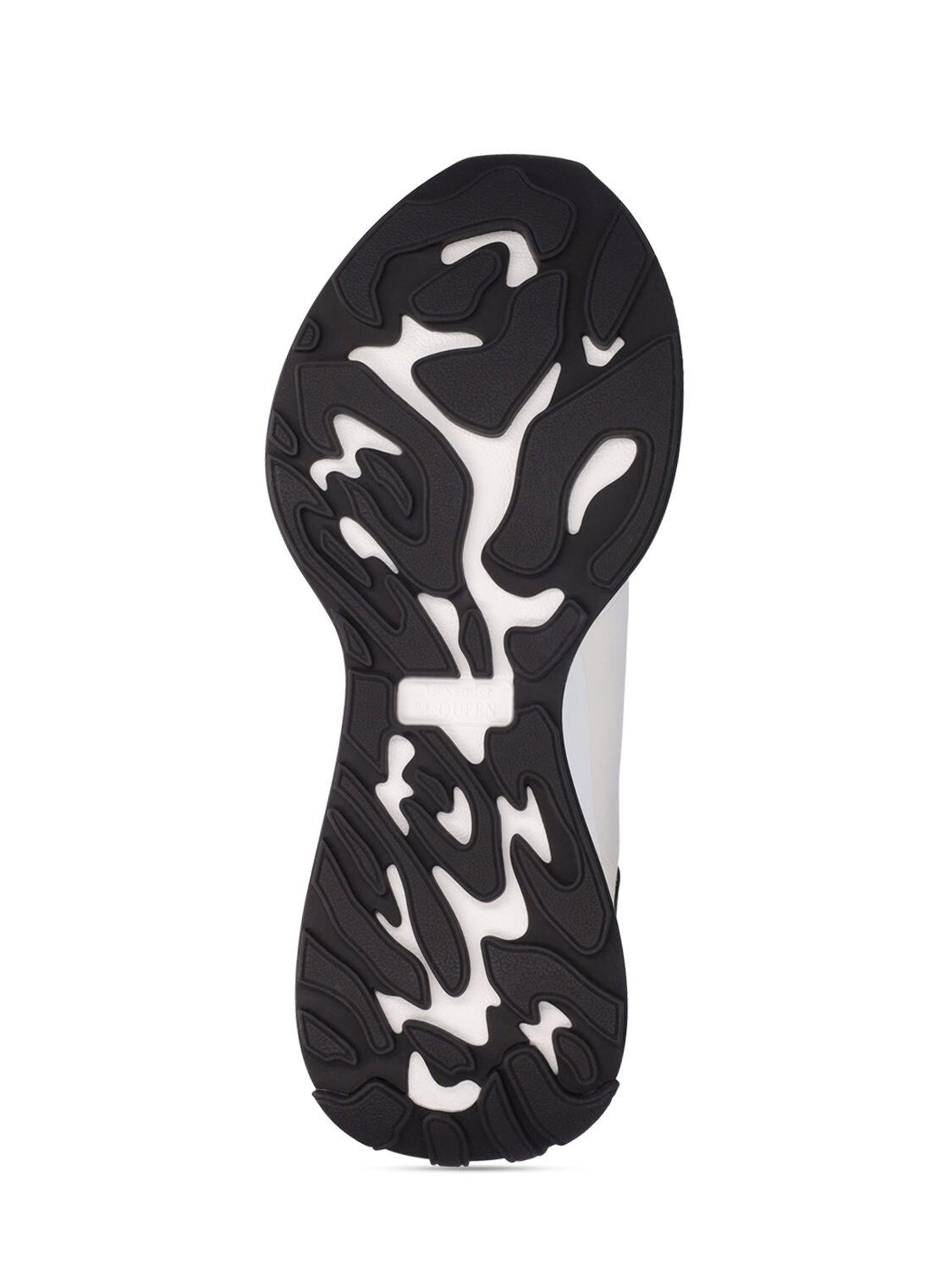 Alexander McQueen Sprint Runner Leather Sneakers in White/Black Alexander McQueen Sprint Runner Leather Sneakers in White/Black
