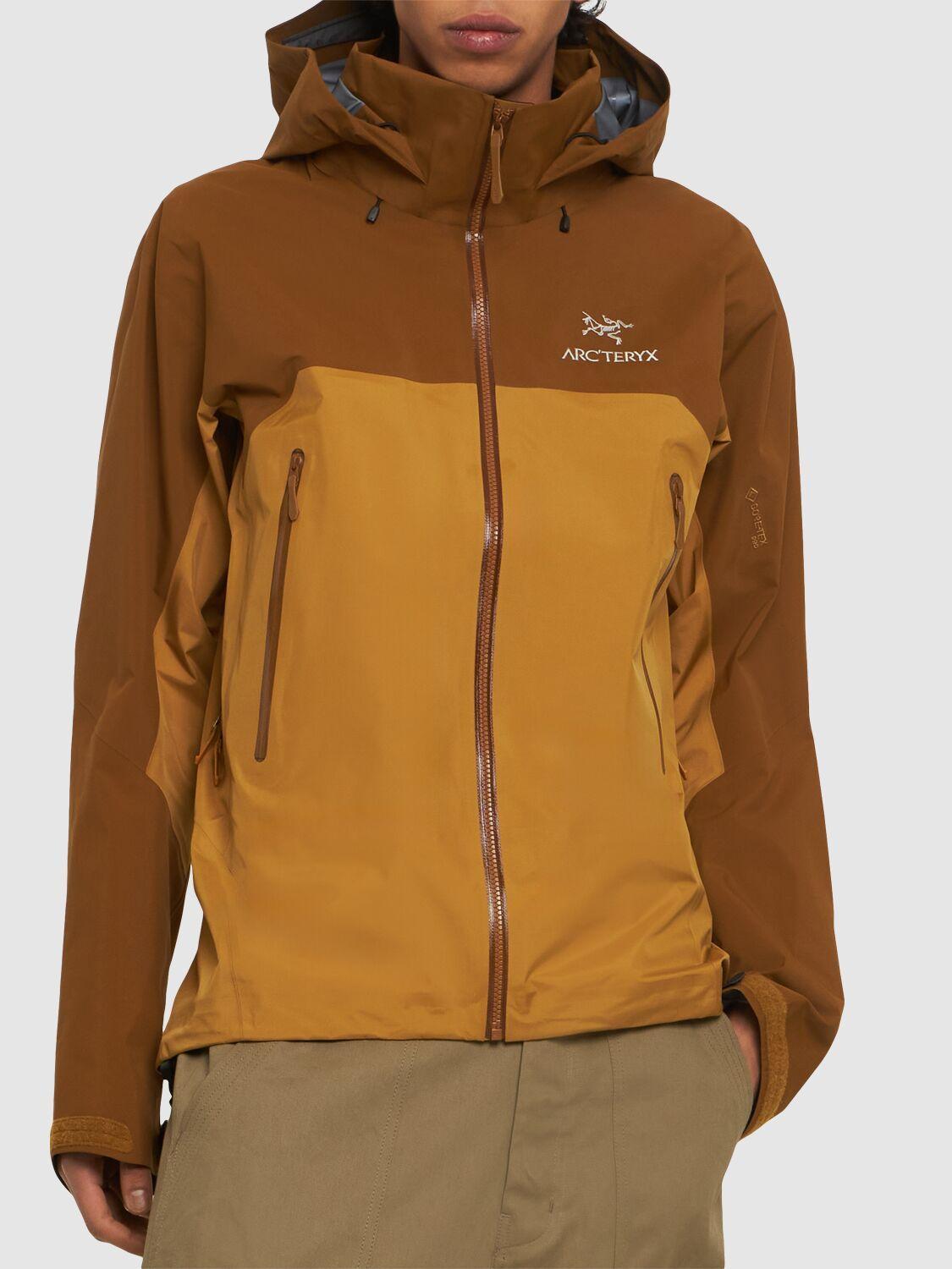 Arc'teryx Beta LT GORE-TEX® Hooded Jacket - Farfetch